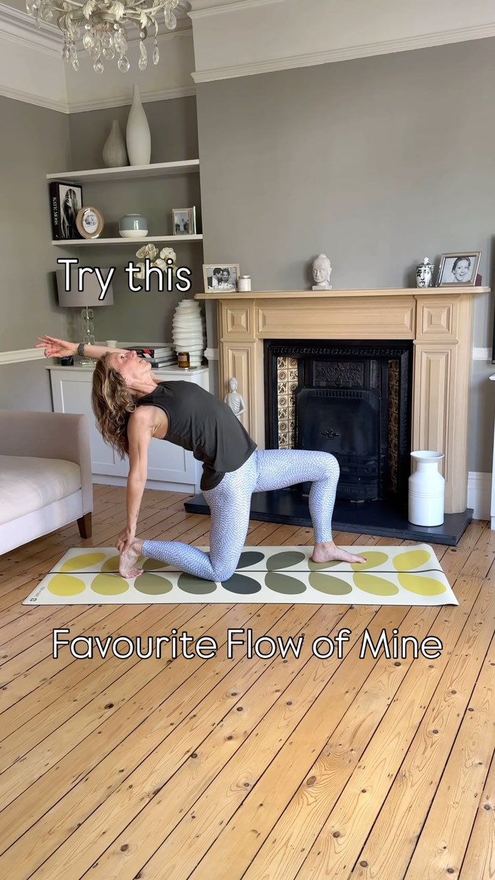 Flowing, flexible and soft.
Subtly powerful and open.
Wild and serene.
Able to accept all changes, yet still led by the pull of steady tides.
It is enough.“
@victoriaericksonwriter
Flowing on my gorgeous new 🍂Orla Kiely mat from YogiBare .
Stretching the quads and front body and easing into areas of tension and tightness. ✨Stability through the lower body and movement through the upper body✨
I have a super busy week ahead so moments of mindful movement will be much appreciated. Tips please for navigating building work, work work, family stuff and the ☀️ 👇
Enjoy the ☀️
Code LORNAF15 for a YogiBare discount.
#yogastretch #backbending #yogaflow #creativemovement #movementpractice #londonyogateacher