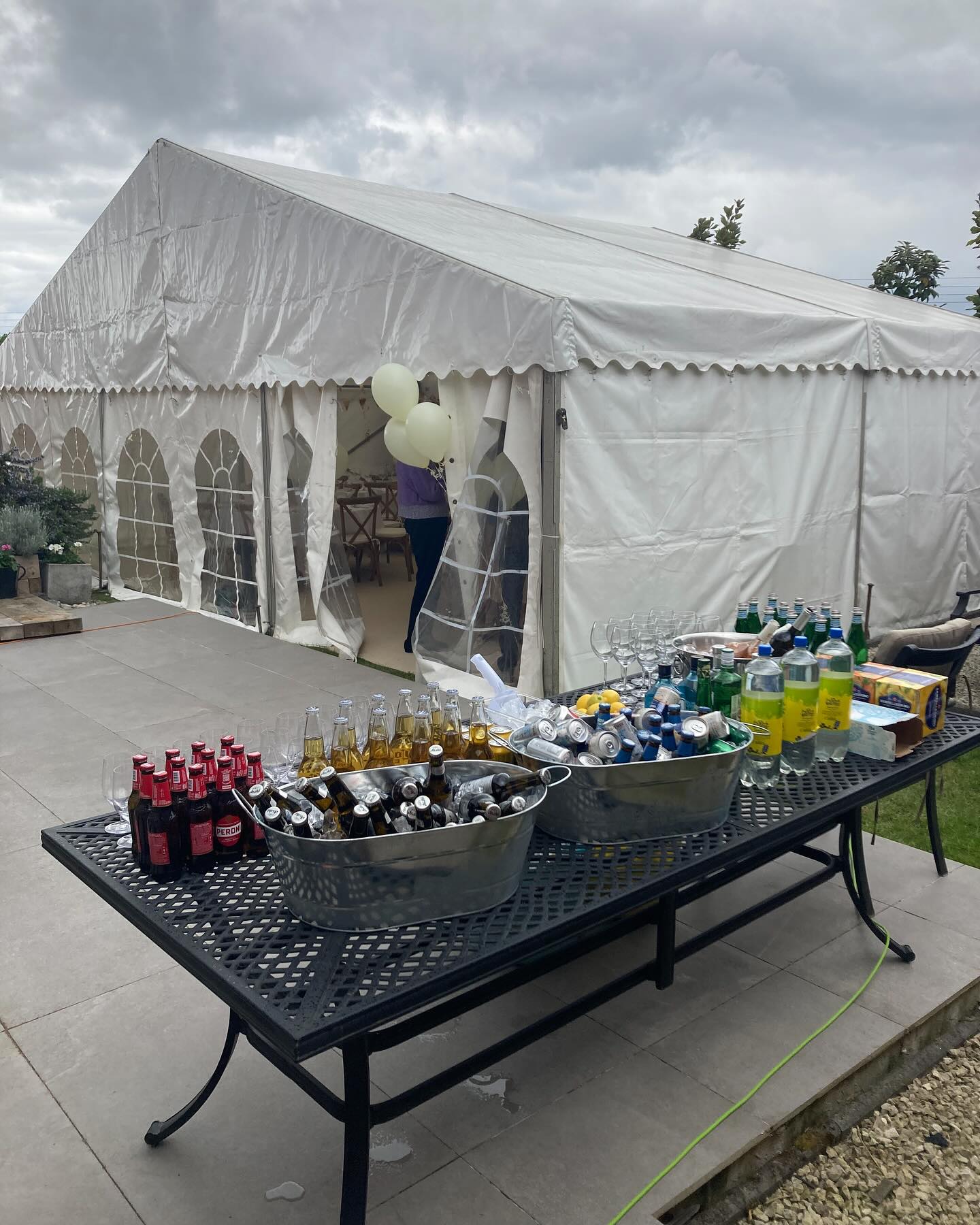 What a party!!!
Andy’s 50th Birthday Celebrations held in a marquee at his home.
Canapés to start, Fillet of Beef en Croute for the main course finished off with a trio of puddings.
Well done to Kirstin for keeping the party a secret until the day before! @kirstin.thompson