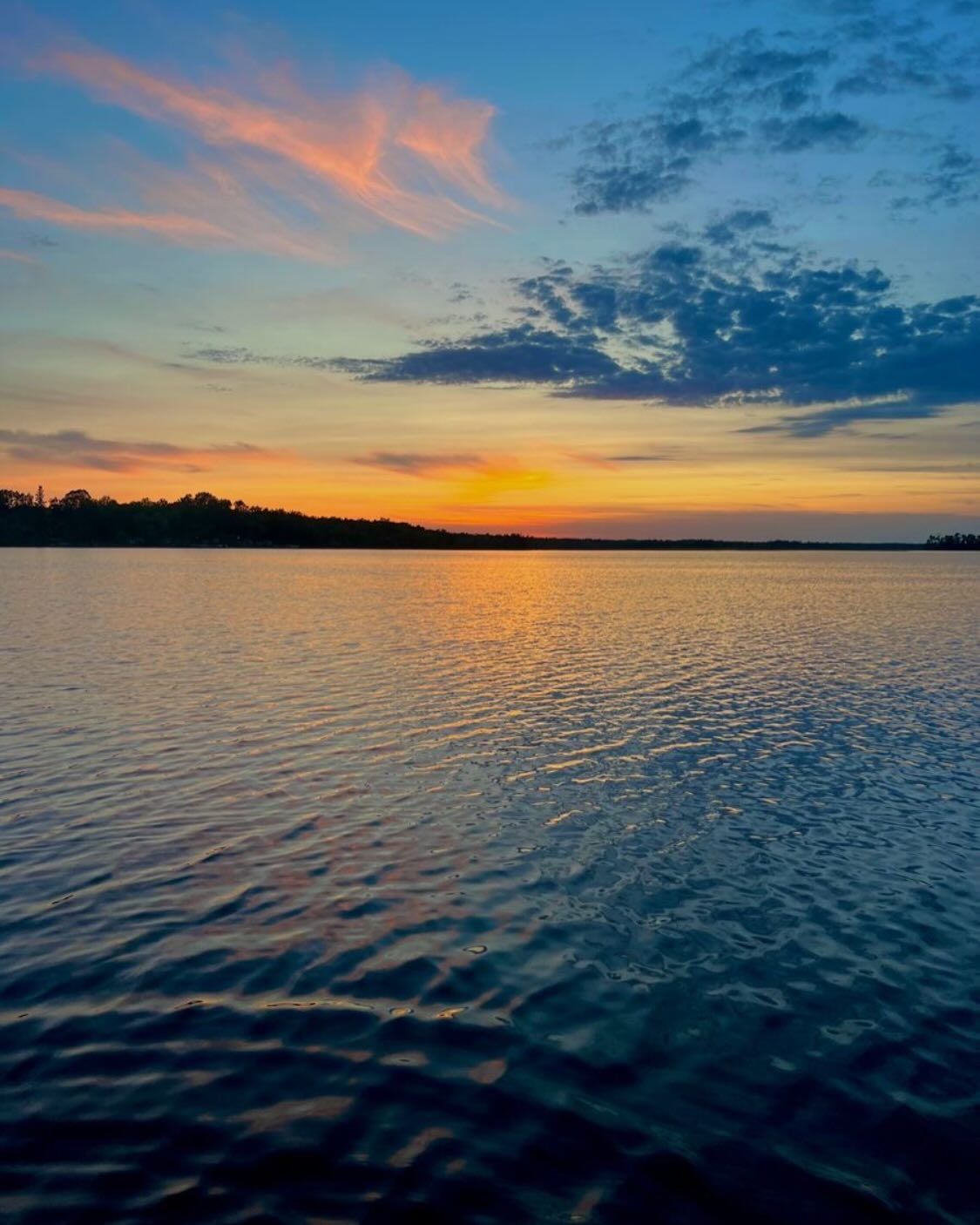 🌅 Hellllloooo!
Nevis sunsets are calling your name!
Book your RV stay on our website in bio.