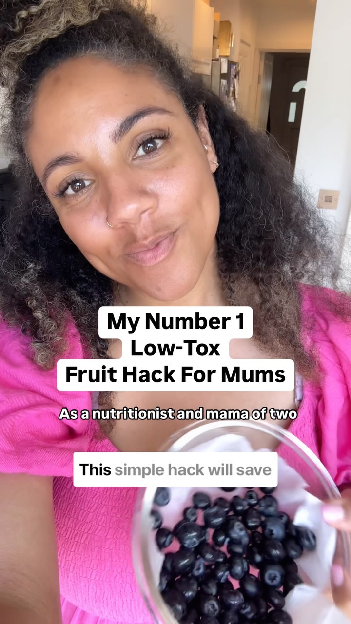 No Organic, No Problem 😆
First things first, SAVE this post to come back to!
Is it just my children who would happy live on berries?! 🫐😅
With the price of food through the roof at the moment and berries being an especially expensive option, it’s not always possible to buy organic.
This fruit hack is quick, will save you money and reduce your exposure to pesticides!
Simply add 2 tbs of bicarbonate of soda to a large bowl of filtered water, allow fruit to soak for 15 minutes, rinse thoroughly and enjoy.
Research has shown that while washing in tap water alone can reduce pesticides by 26.7–62.9%, washing produce in a bicarbonate of soda solution can reduce pesticide residue by 66.7–98.9%.
For the price of bicarb you can reduce pesticides by up to 99% 🙌🏽
I must point out that this method only removes surface pesticides and cannot break down those absorbed by the fruit, however it’s a good middle ground.
If you find this hack useful please SHARE with others who might benefit and if you’re not already, follow @londonwellnesscoach for more health and hormone hacks