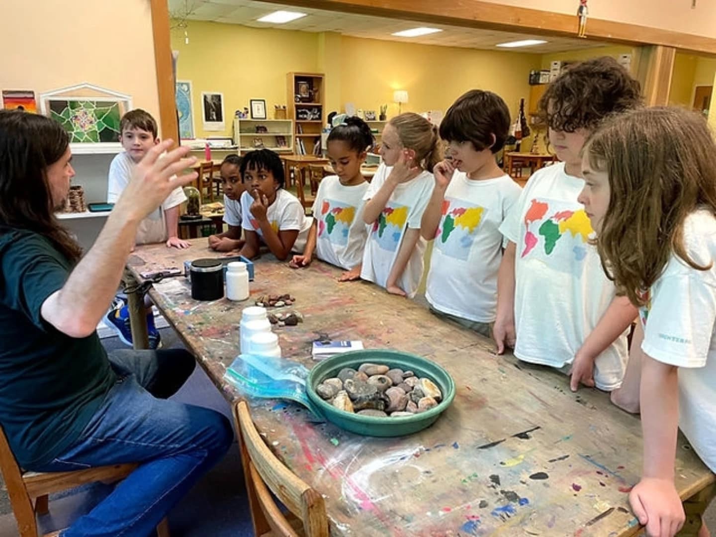 Is Montessori right for my child? You may have asked yourself this question many times while searching for schools. Waldorf, Reggio Emilia, Montessori, it can all be very overwhelming. And once you have decided on an approach, then you have to research which one of those types of schools to choose. In our latest article we discuss what Montessori is (and isn't) and what traits we often find in children who thrive in the Montessori environment. The link is our bio, our story, and you can find the post on our website in "articles" under the "community" tab. Thanks for reading!