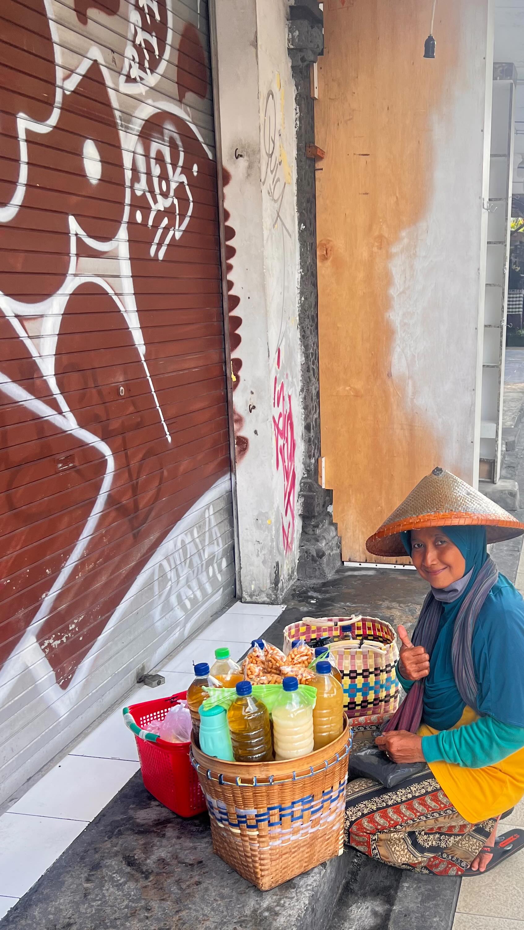 The graceful women of Bali move through their daily rituals with quiet strength & serenity, untouched by the bustle & chaos that surrounds them 🌸
Come share part of these rituals with them .
www.balisoulsistersretreats.com
#balisoulsisters #women #womeninspiringwomen #baliwomensretreat #bali #baliretreats #womenwhotravel #wellnessretreat #lovebali❤️ #womenover50 #womensonlyretreats