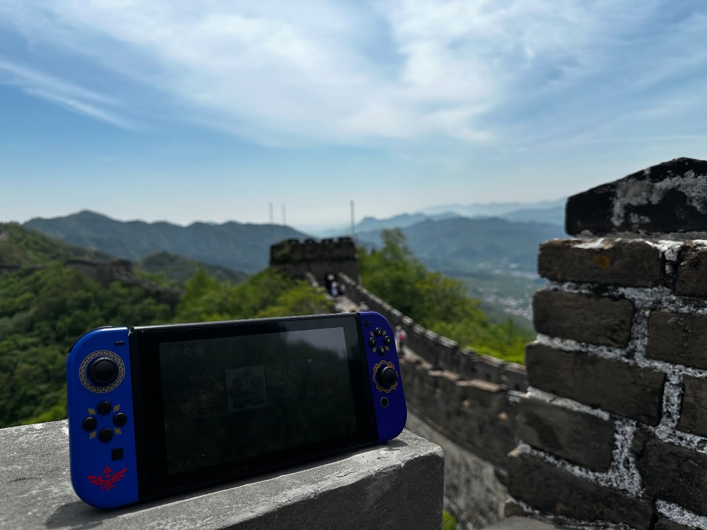 My Nintendo switch made it to the Great Wall of China 🇨🇳🤩 I’m excited for the new switch 2 coming out soon, who managed to secure their pre order? #nintendoswitch #greatwallofchina #switch2 #gamertravelingtheworld