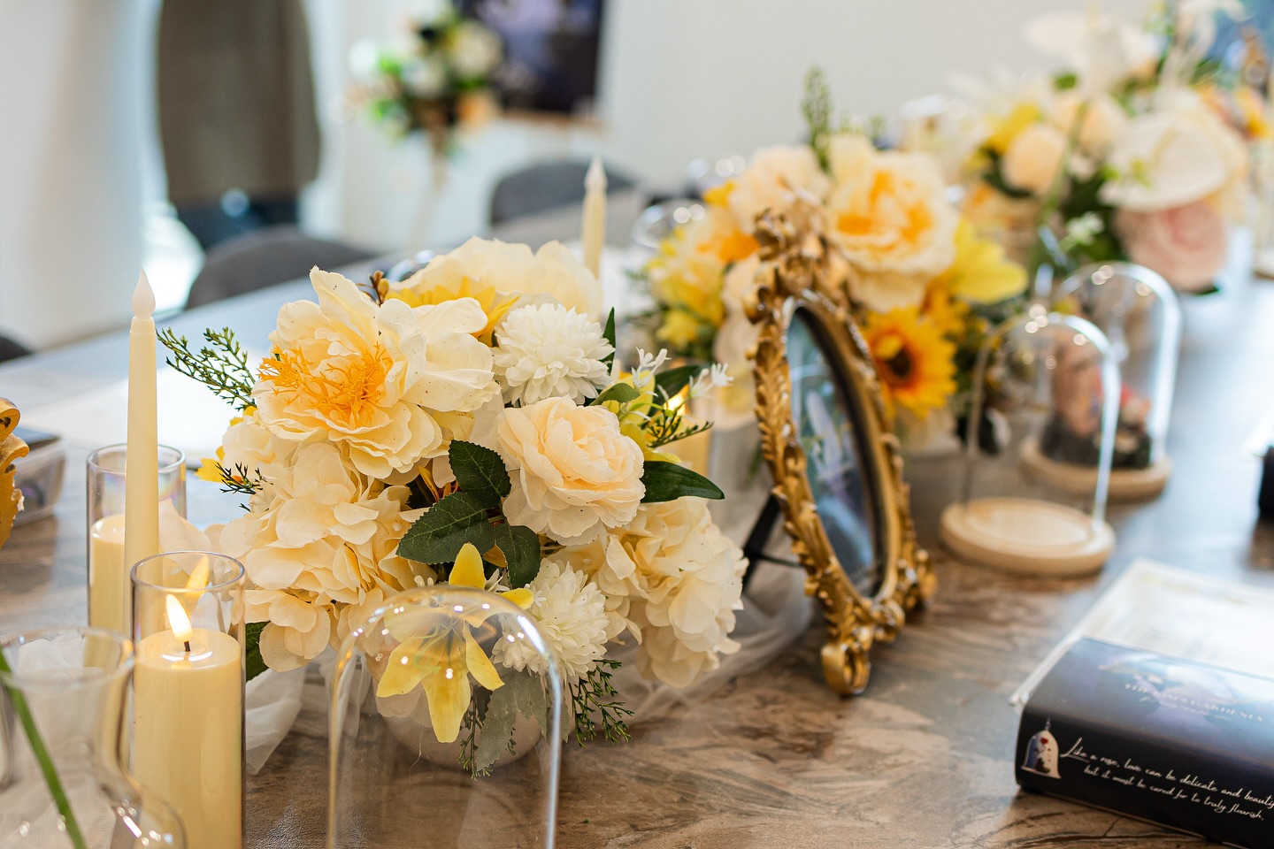 “Hadir untuk setiap momen spesialmu.”
The Kims Gardenia table decor, buket bunga segar, preservasidan artificial dan workshop kreatif untuk berbagai acara—dari ulang tahun, intimate dinner, hingga corporate gathering.
Setiap detail kami rancang dengan cinta dan keindahan alami.
Let beauty bloom in every celebration.
DM kami untuk konsultasi & jadwal workshop terbaru.
#thekimsgardenia #thekimsgardeniasignature #tabledrcor #glassdome #workshop