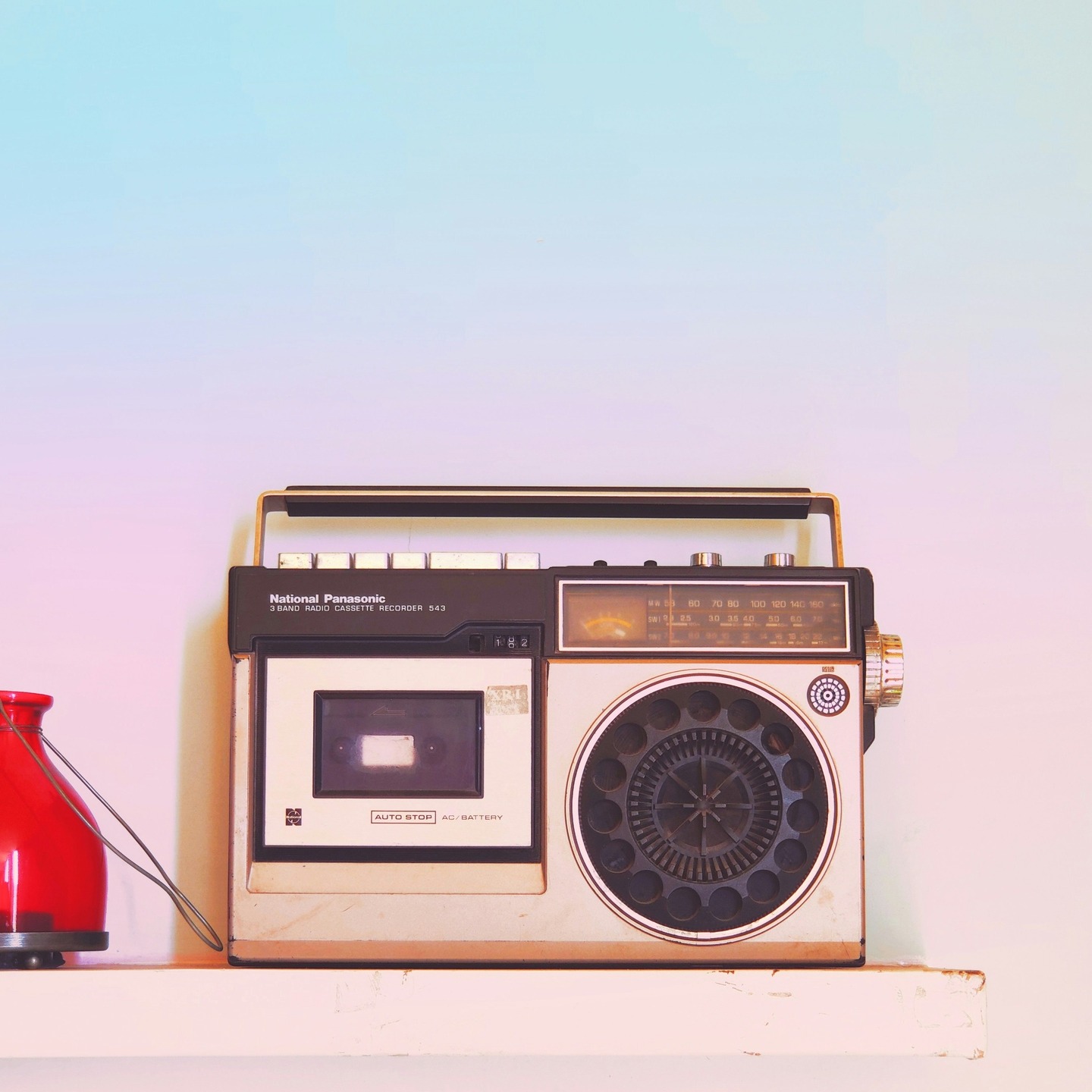 📻
.
.
.
© @the_side_lens v/ @unsplash
.
.
.
#180editions #bookworm #bookstagram #booksofinstagram #litterature #book #books #livre #instabook #instalivre #booklover #lecture #reading #bookish #mangezlocallisezlocal #radio