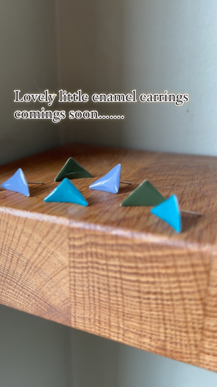 #sterlingandgold #handcraftedjewellery #artisanjewellery #hillsborough #shoplocalni #handmadejewellery