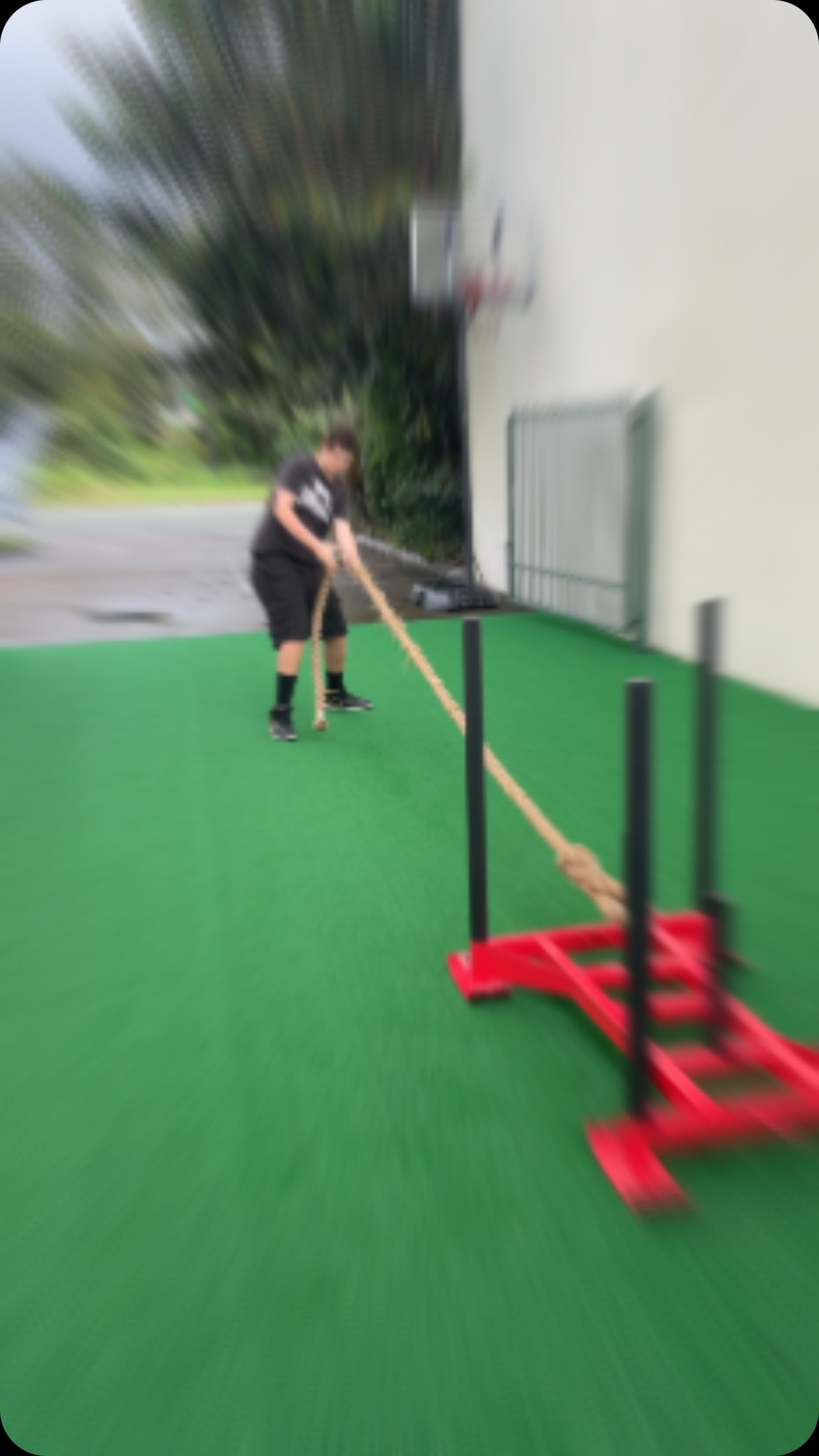 A simple but super effective push/pull combination!
Rain,hail or shine, you’ll find Elijah at @crossfit_bil_athletic putting in the work 💪
#SeeTheAbility