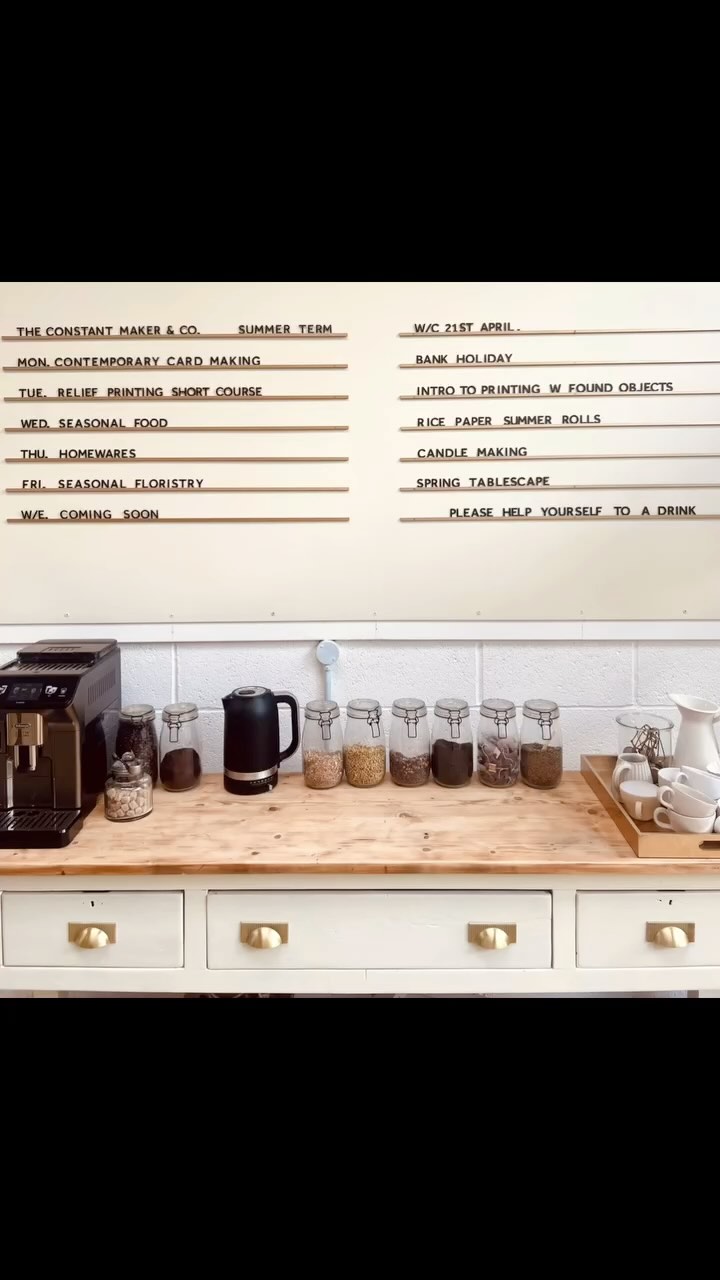 This week coming - W/C 21st April- has a few spaces left on each of the workshops on offer & we still have our ‘bring a friend for free’ offer running until April 27th - adults don’t need chocolate eggs as Easter presents, give them a lovely day out here instead! Gift vouchers are also available online if finding a date is proving difficult.
Monday