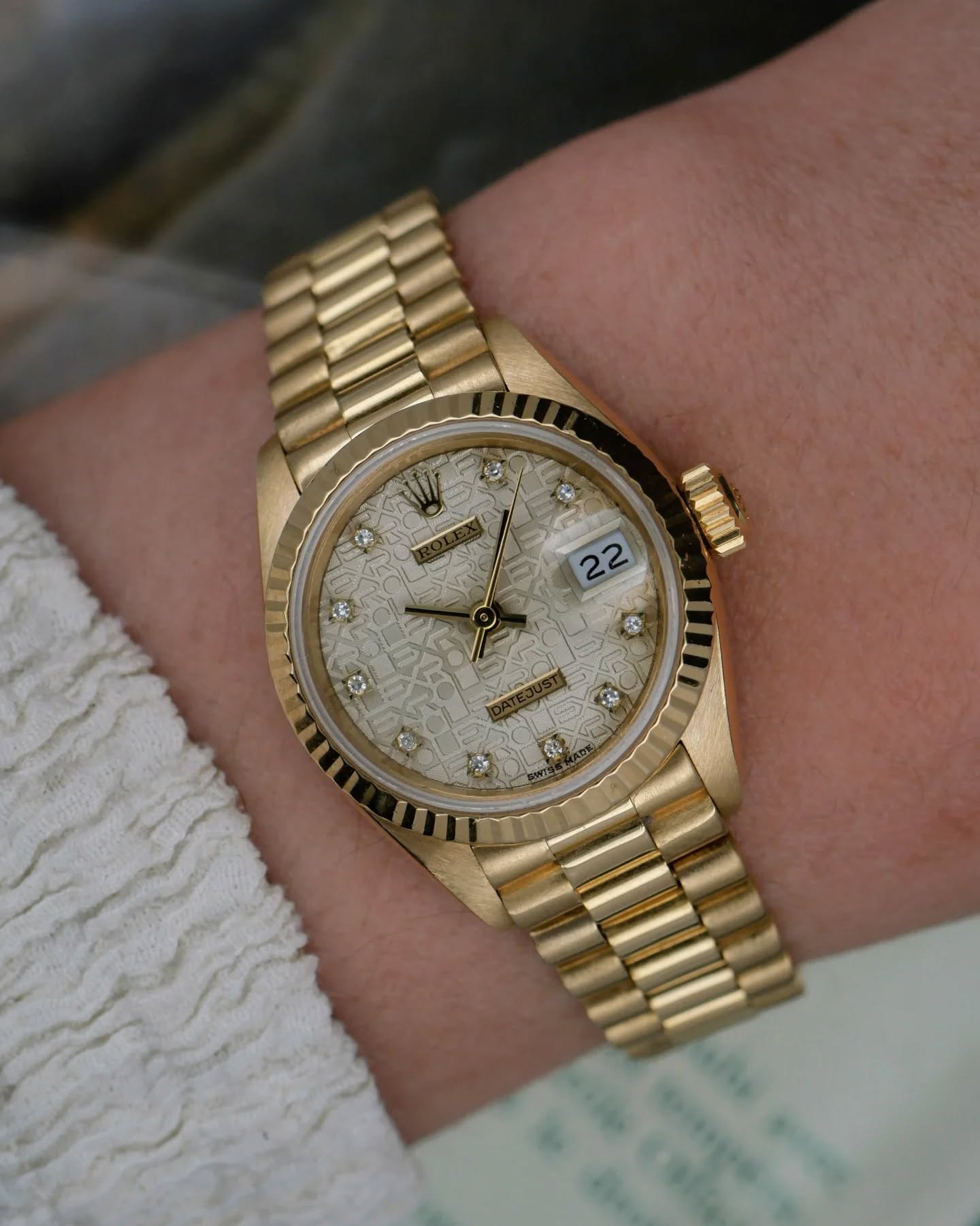 Rolex Lady-Datejust 26
⌚ Ref. 69178
⌚ Year: 1989
⌚ Papers
⌚ 18k Gold
⌚ Computer dial
#Rolex #Datejust #watch