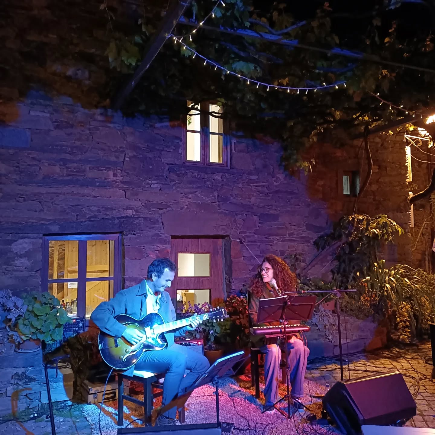 Ontem no XJazz nas @aldeiasdoxisto @tiaugusta.
@filipeduartemusic
@claudiafrancomusic
@jazzaocentro
#jazz #music #portuguesejazz #portuguesemusic