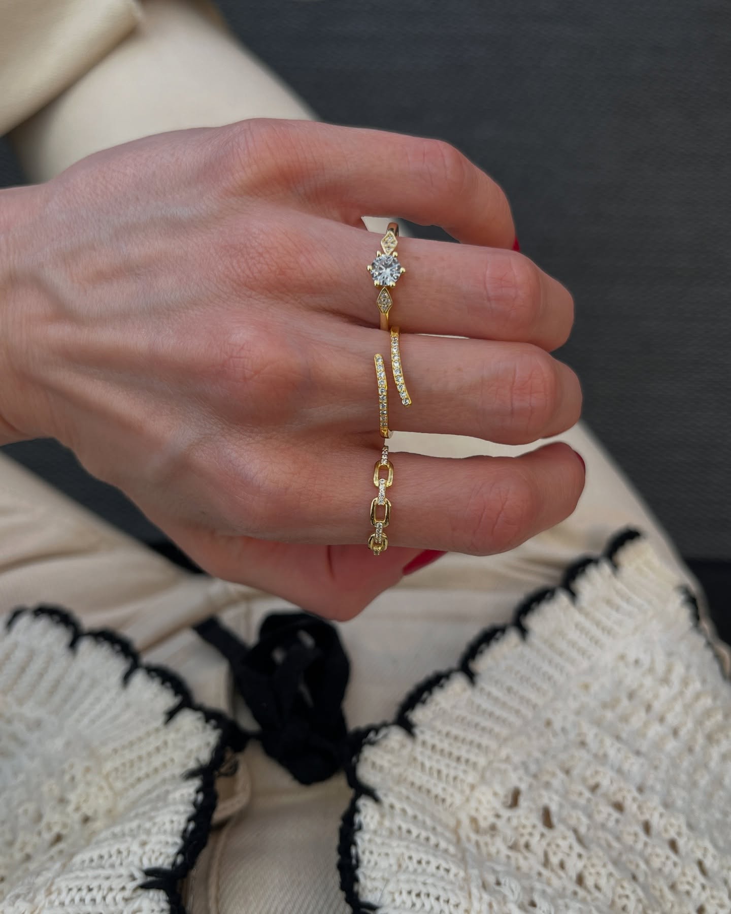 Ring stack GOALS 🤩✌🏻
www.alistajewels.com
#alistajewels #jewelry #rings #ringstack #jewelrylover #jewelryshop #athens #greece