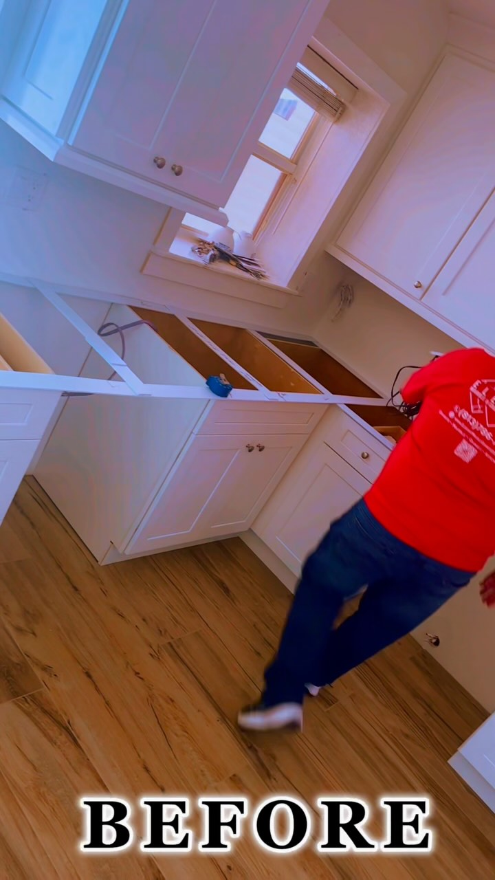 Another stunning quartz installation by Elegant Marble & Granite Design Corp!
Bright, clean, and timeless — this custom countertop perfectly complements the white cabinetry for a fresh, modern look.
If you’re dreaming of a kitchen transformation, we’re here to make it happen!
Contact us today at (813) 391-0764 and let’s bring your vision to life.
#Beforeandafter
#Q#QuartzCountertopsKitchenRemodel #ElegantMarbleAndGranite #QuartzDesign #StoneExperts #HomeInspo #ModernKitchen #CustomCountertops #QuartzKitchen #TampaStoneExperts #KitchenUpgrade #ElegantGraniteDesignCorp #DreamKitchen
#WeTurnYourDreamsIntoReality