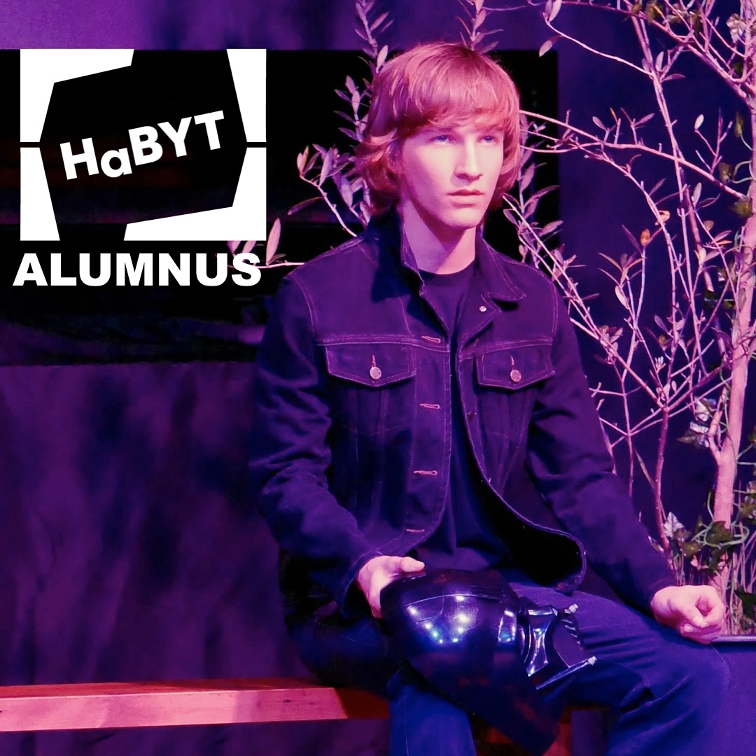 Spotlight on HaBYT Alumnus Gus Klingender who embarks on a course of study at the London Globe with the Young Shakespeare Company this winter!
Each one of the YSC team of 24 students was selected from the pool of 4,000 entrants to the SGCNZ Sheilah Winn Shakespeare Competition, after performing in the National Shakespeare Schools Production in Dunedin last year.
At the Globe, Gus will learn the craft of advanced Shakespearean acting from seasoned professionals. He will study texts and pick up onstage techniques through practical rehearsals, classes, workshops and tours, as well as having the opportunity to tread the boards of one of the world’s most famous stages.
If you would like to support Gus on his journey you can donate through the Boosted campaign linked in our story and highlights.
All the HaBYT whānau are incredibly proud of Gus’ achievement!