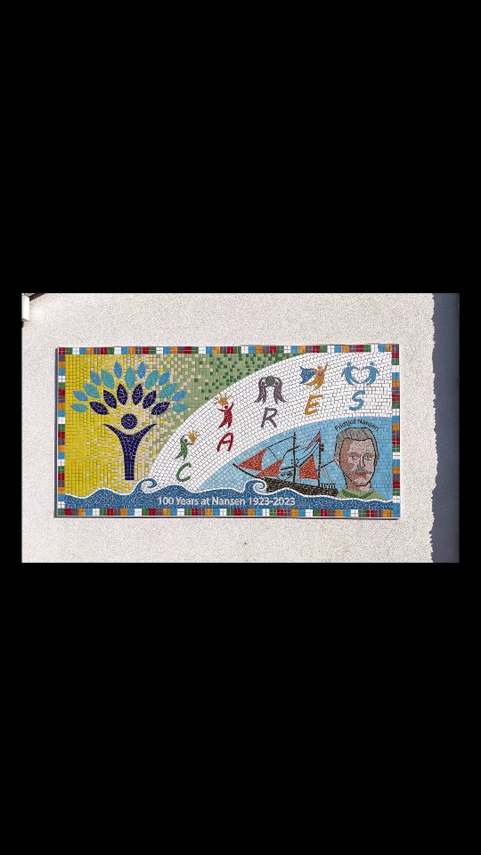 📍Nansen Primary School, Birmingham.
Created with the pupils during one of our school workshops, working with pupil drawings to create the design. A wonderful project from our vast portfolio of works.
#schoolmosaic #schoolproject #schoolworkshops #themosaicstudio #paulsiggins #nansen #nansenprimaryschool #mosaicart #mosaicproject #mosaicsforschools #schoolmemories #schooldays #thingstomakeanddo #craftworkshop #artsandcrafts #schoolart #schoolartproject #ihavethisthingwithtiles