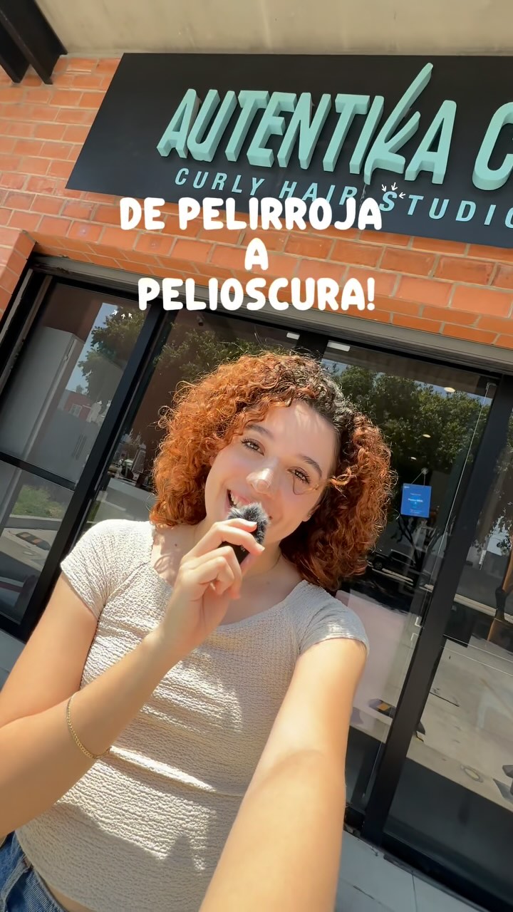 Que les pareció este cambio?!!! 🤭💓
-
-
#curlyhair #salonderizos #gdl #cabellorizado #nuevolook