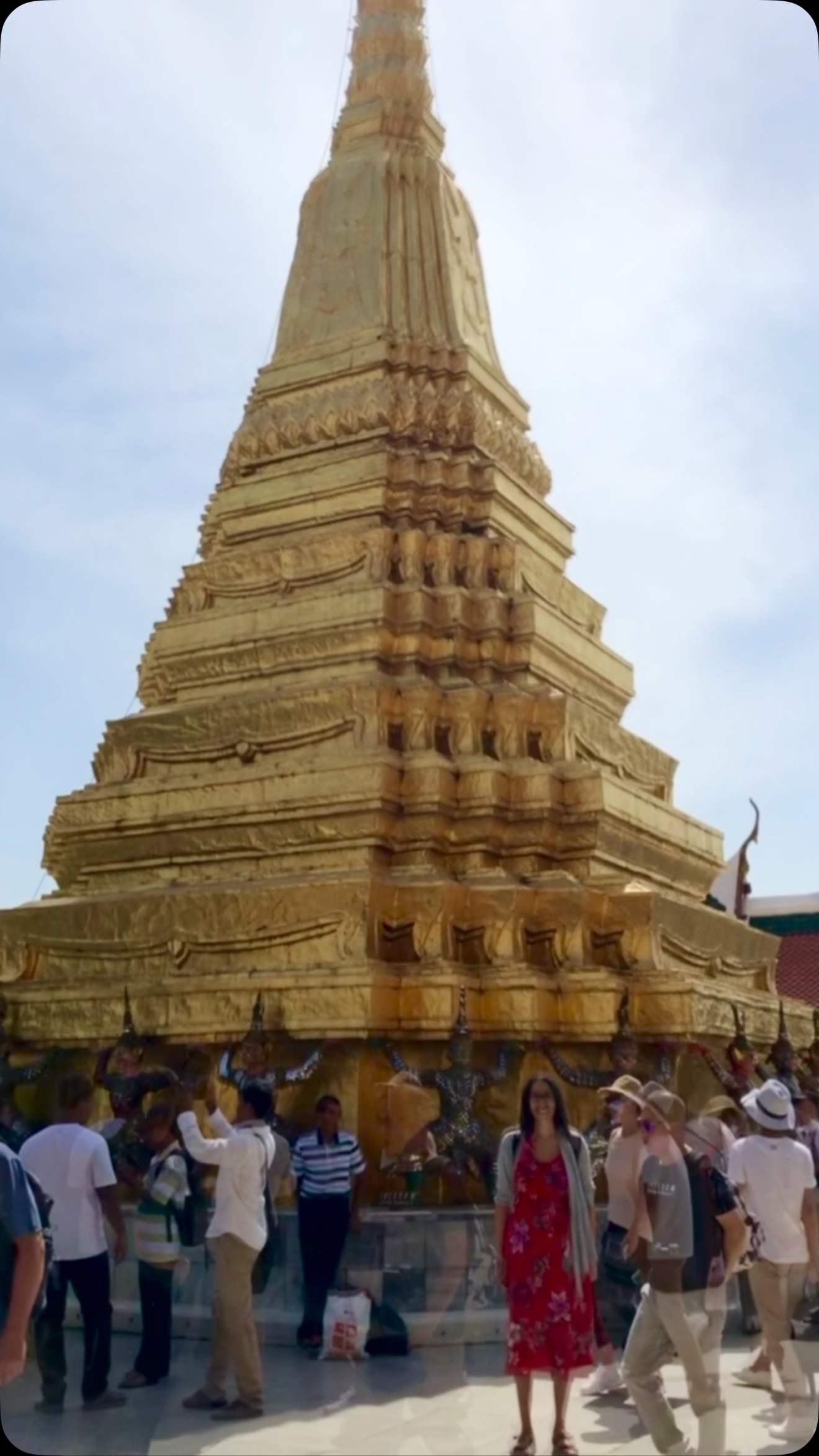 🇹🇭I’m going back to Thailand!
I only lived there for a short time, but it left a lasting impression. I’m so excited to return and reconnect with the culture, people, and purpose that made my time there so meaningful.
#thailandbound #summerplans #travelwithpurpose #bangkok #myrooftopstories