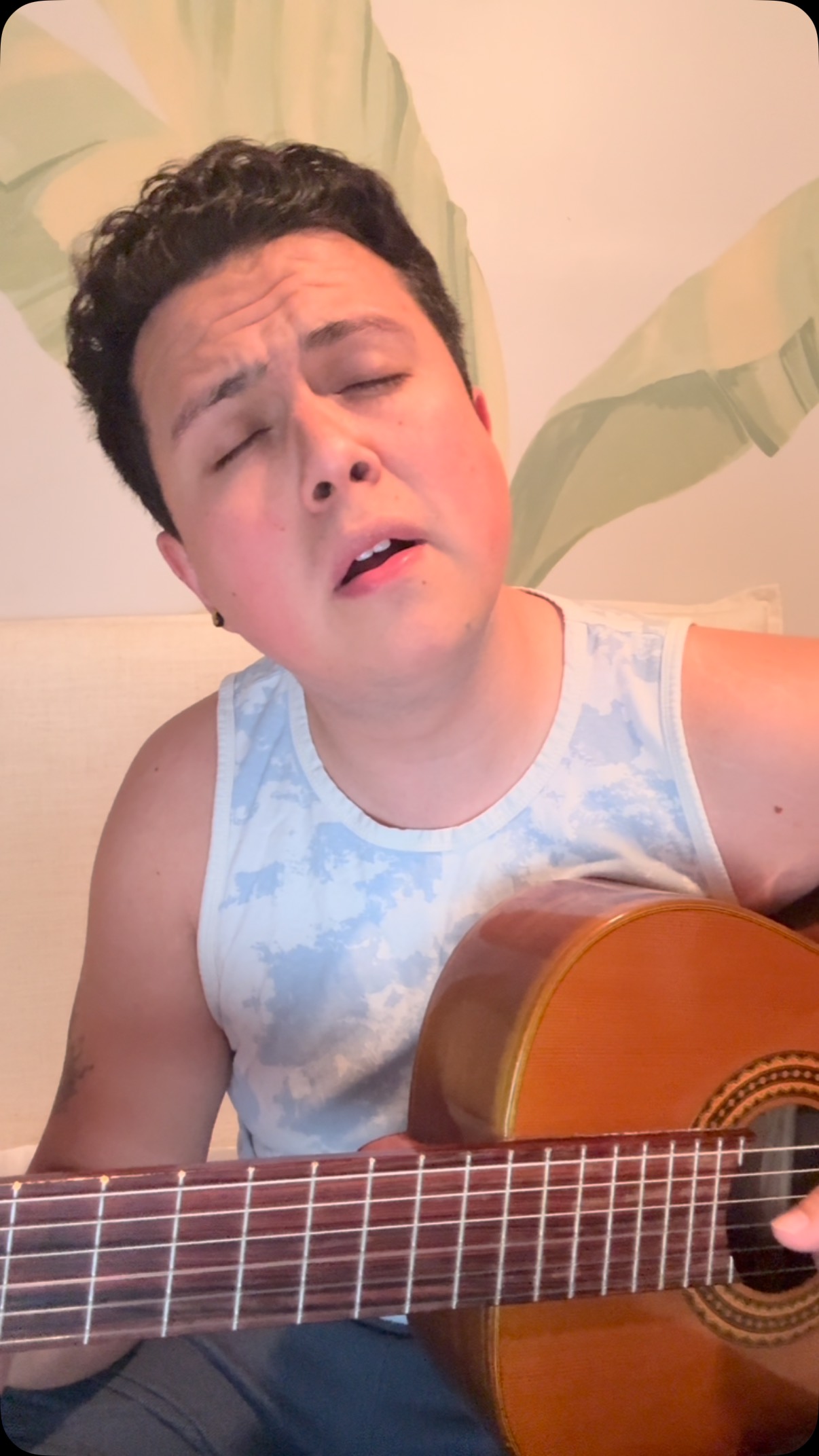 Los Aretes de la Luna - José Dolores Quiñones
Boleritos pa’ dormir #2
#parati #foryou #bolero #fyp #guitar #mexico #romantic #music #coversong #singer