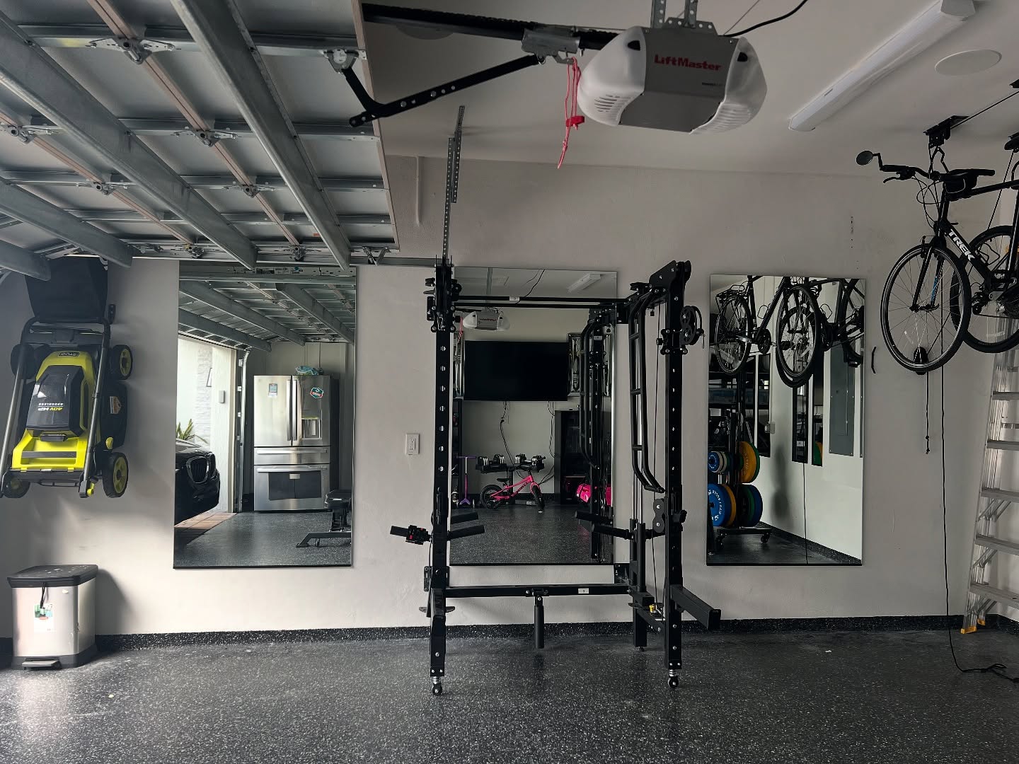 We do glass! Shower doors, mirrors, impact windows & doors, non-impact windows, window glass, office partitions, storefronts, window glass replacements, window resealing and more in Miami.
5 star rated and proven to provide the quality you deserve! Call us today! 786-586-3156