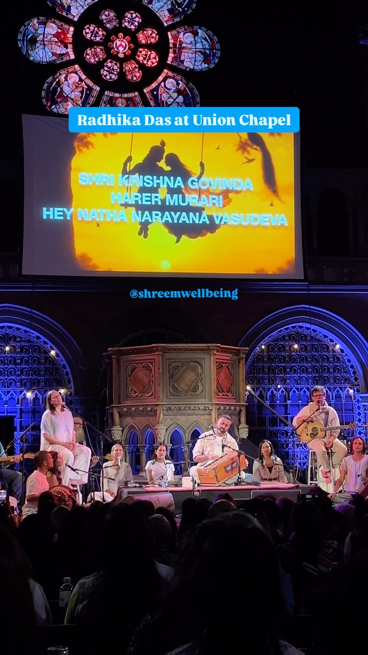 Experienced a beautiful @radhika_dasa kirtan recently, thanks to @vibranthealththerapies 💖
.
.
.
.
.
.
.
.
.
.
#shreemwellbeing #radhikadas #kirtan #mantra #mantras #chant #chantharekrishnaandbehapy #chanting #sanskritmantras #unionchapel #vibranthealththerapies #sound #soundhealingmeditation #soundhealingtherapy #soundhealing #mantraoftheday #mantrameditation #mantra #harekrishnamovement #harekrishna #craniosacraltherapy #craniosacral #cranio #meditation #mindfulness #reiki #efttapping #emotionalfreedom #glimmer #healing