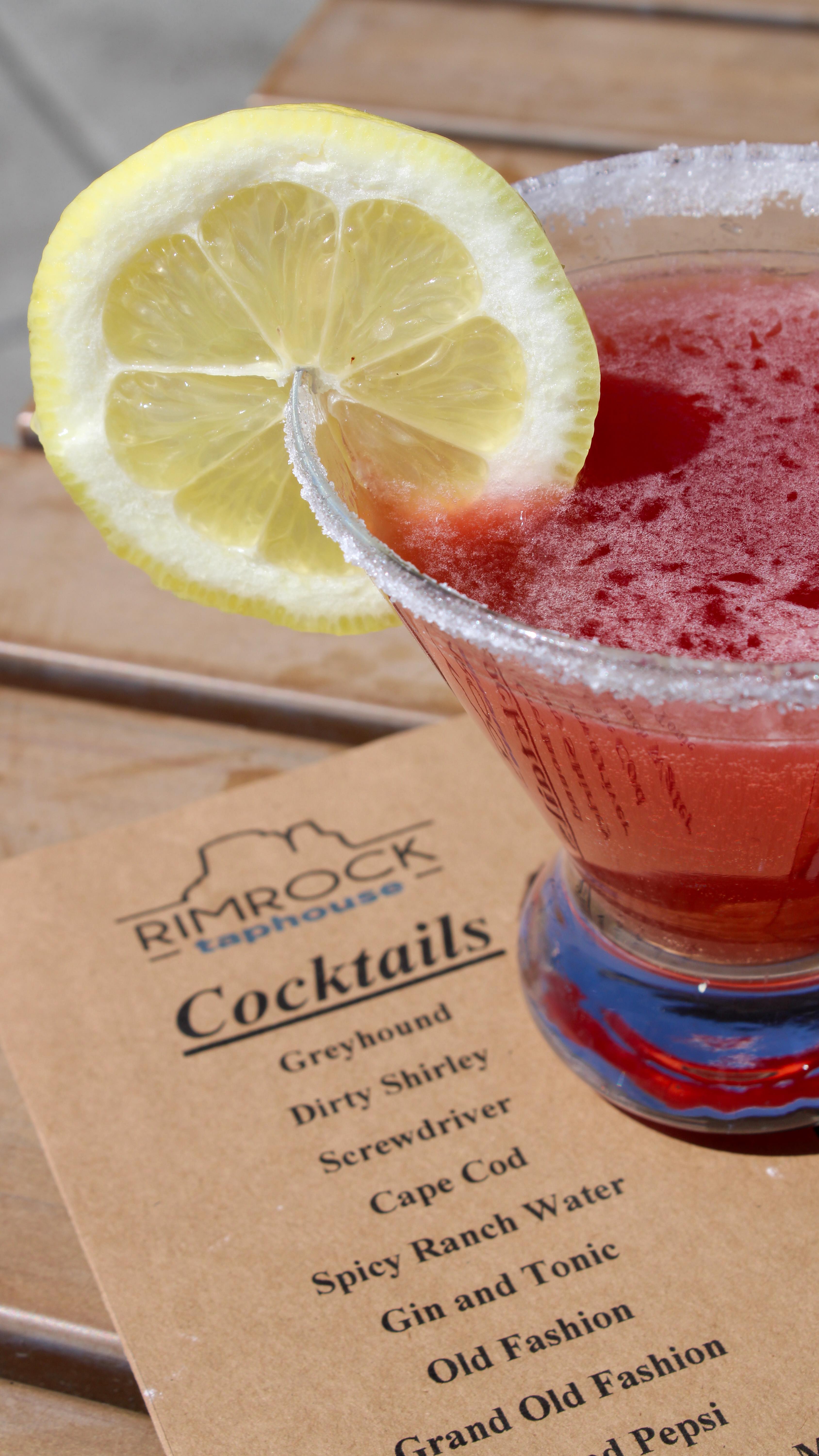 Yes you May 🍹✨
#craterlakespirits #rimrocktaphouse #redmondoregon #drinklocal #spring #cocktails #lemondrop #greatboozehappypeople