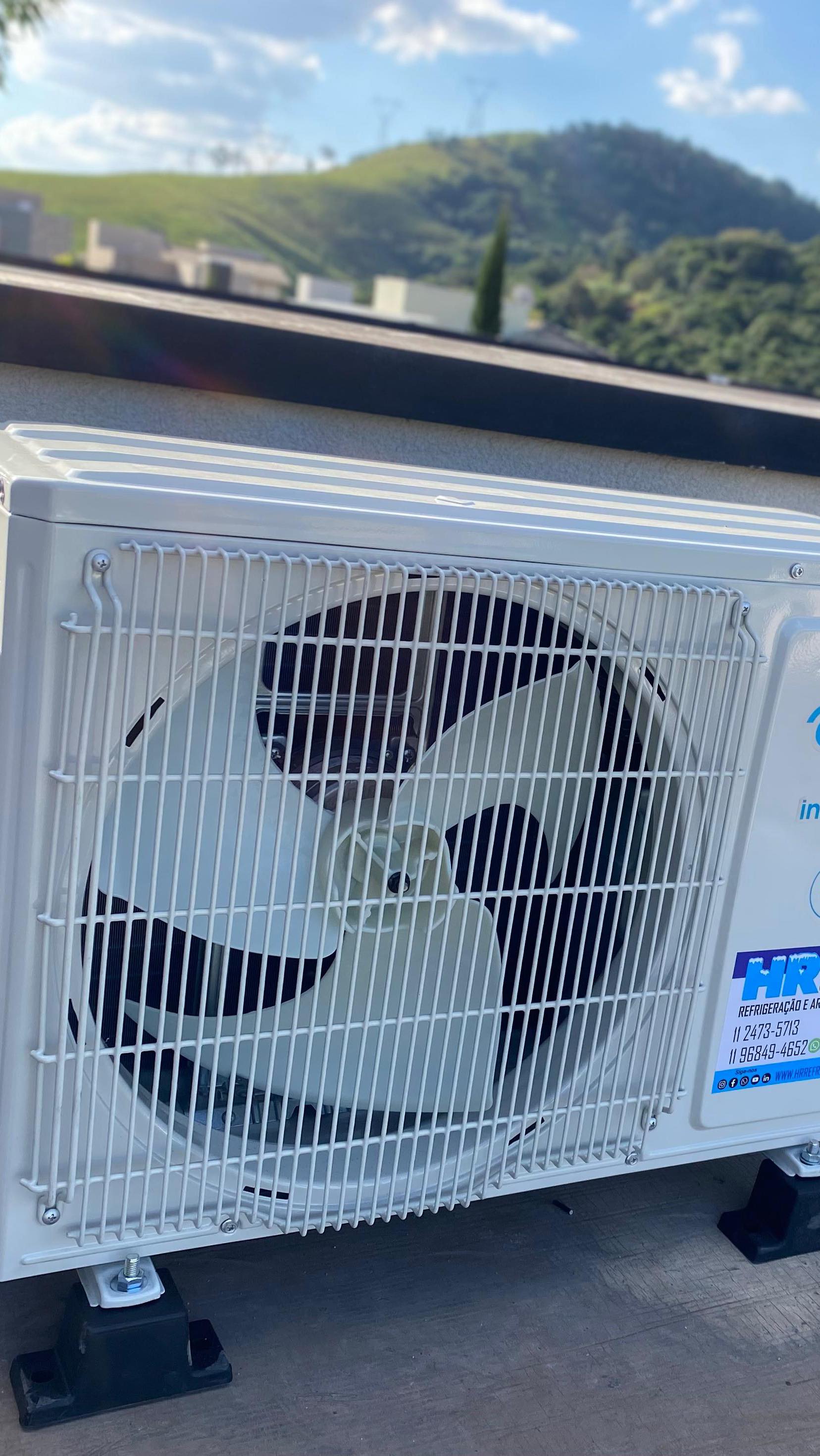 🩵 Pensando em instalar ar-condicionado e garantir mais conforto para sua casa ou empresa?
❄️A instalação correta faz toda a diferença na performance e na durabilidade do seu equipamento! Seja split, cassete ou piso teto, nossa equipe é especializada em deixar seu ambiente climatizado com segurança, eficiência e acabamento profissional.
📞Entre em contato agora e solicite seu orçamento sem compromisso.
#arcondionado #arcondicionado #conforto #climatização #arcondicionadosplit #inverter #elgin