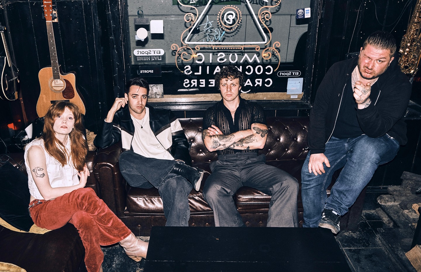 We go again at @thefinsbury this Saturday with @gotobeatmusic
Rockin’ alongside @nellamusic and @citylakeofficial
Free entry show + keep your eyes peeled for the 30th of May- there may be cheeky little EP coming your way 🤭😉
📷 by @pzzolato
#liveshow #livemusic #rock #postpunk #punk