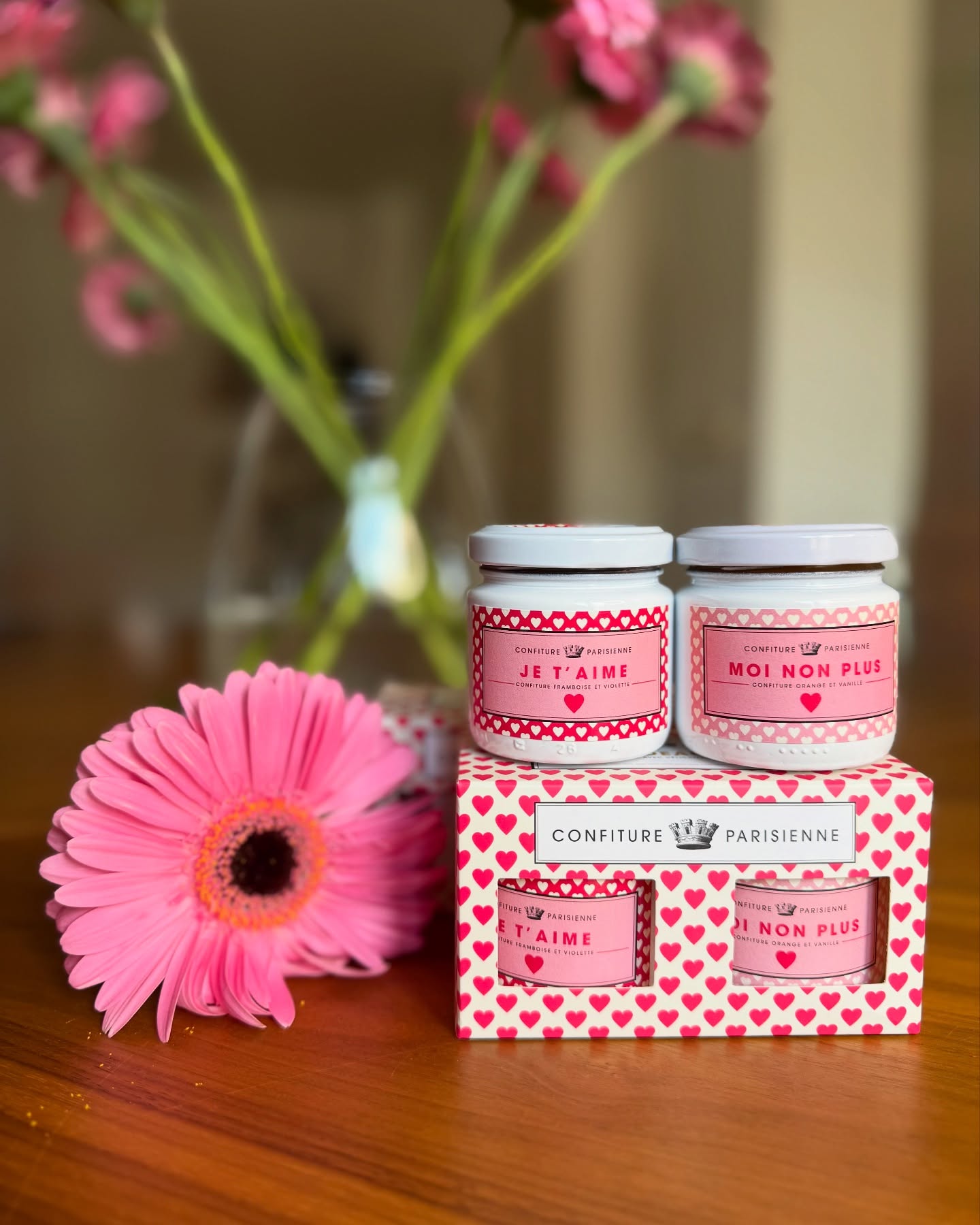 Llegaron las mermeladas más chic de París!
Poisson Antoinette ya está en Feliz — sabor espectacular y las cajas… un sueño🌸💕
#saboresdefrancia #productosfranceses #hechoenfrancia #estilofrancês #regalosconestilo #cajaregalo #regalooriginal #regalosconencanto #ideaspararegalar #saborúnico #experienciagastronómica #felizmadrid #detallasespeciales @feliz_cajas_de_regalo #marmelada #paris