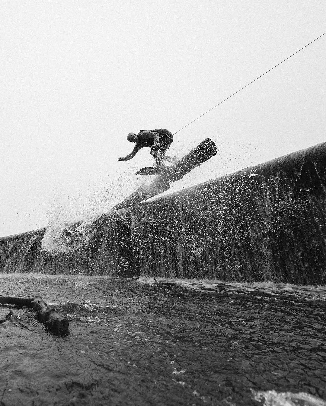 🔥 DEDICATED by @mysticboarding now playing on youtube - Link in bio
Feat.
@domhernler
@elenabodi_
@timokapl
photos and collage by @steffenvollert
#pulledbysculpture