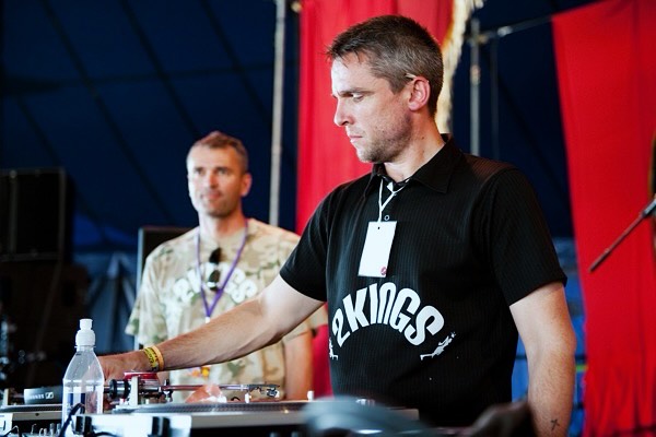 SATURDAY 24TH MAY 10PM - LATE
Next weekend we have a packed schedule of roots dub & reggae including welcoming back the legendary 2 Kings Records label.
2 Kings Records is a Bristol-based record label and sound system known for its roots, reggae, and dub music. It was founded in 1990 by Jack Lundie and Andy Scholes and originally published their work under the name Henry & Louis.
The label is also home to other artists like Prince Jammo, Pinch, RSD, and SickmanD
Catch them here Saturday 24th May for some serious selections from across the dub & roots scene.
#bristolevents #bristolmusic #bristoldub #bristolreggae #starandgarterbristol #2kings