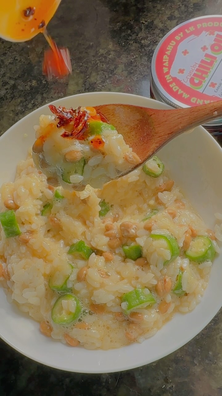 No betta way to start the day with a *CRUNCH* from our chili oil 🤤