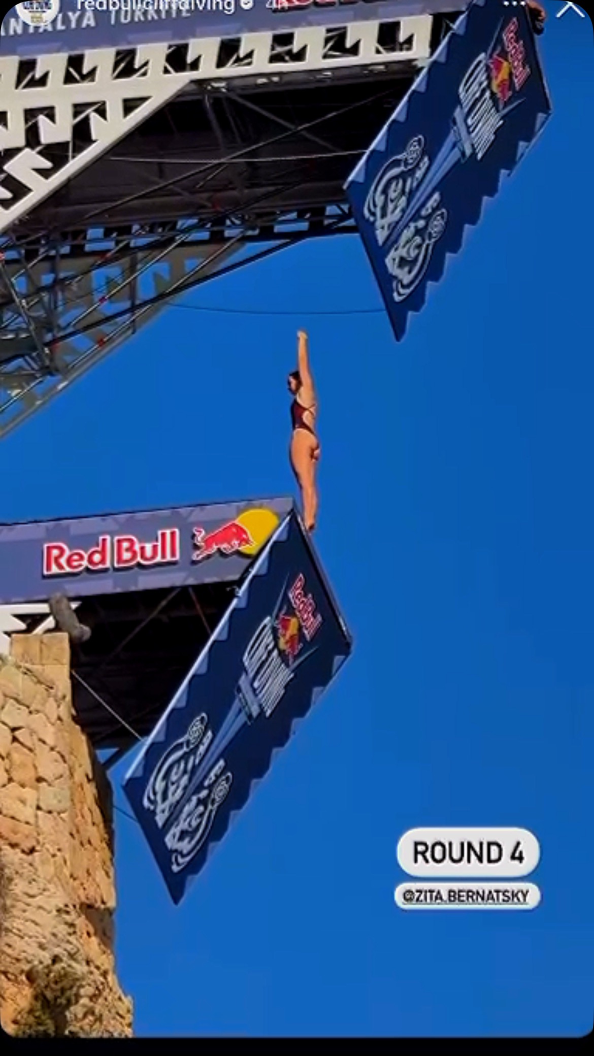 Beginner High Dive Workshop💦
This workshop with National Team High Diving Coach @dallasludwick will introduce young divers to the thrilling discipline of high diving! Starting with video analysis, divers will learn about the 3 types of foot-first entries used in high diving.
Schedule
8:30 - 9:30 am
Video Analysis
9:35 - 10:35 am
Dryland progressions
10:40-12:00 noon
Water Fun with high diving basics
COST: $85
Those movement patterns will be introduced in the dryland training room using a variety of fun progressions and equipment. When we get to the water, divers will choose which types of foot first entries they want to try. Everyone will start on lower heights and will progress to higher heights based on readiness and confidence!