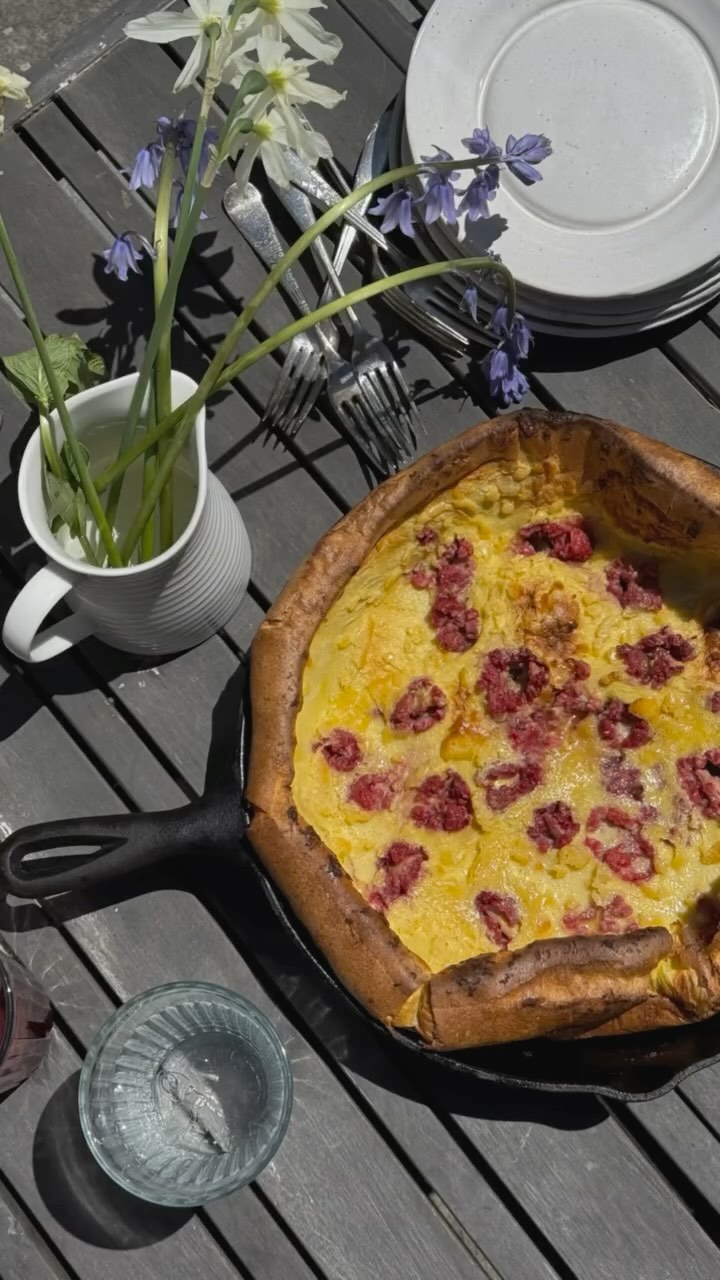 The sun could not have shone brighter this weekend in the Catskills. Thank you @ffrenchvanilla and @annaffrench for making Mother's Day weekend a great one, and for the annual extra deilig Dutch baby Camilla. 💕