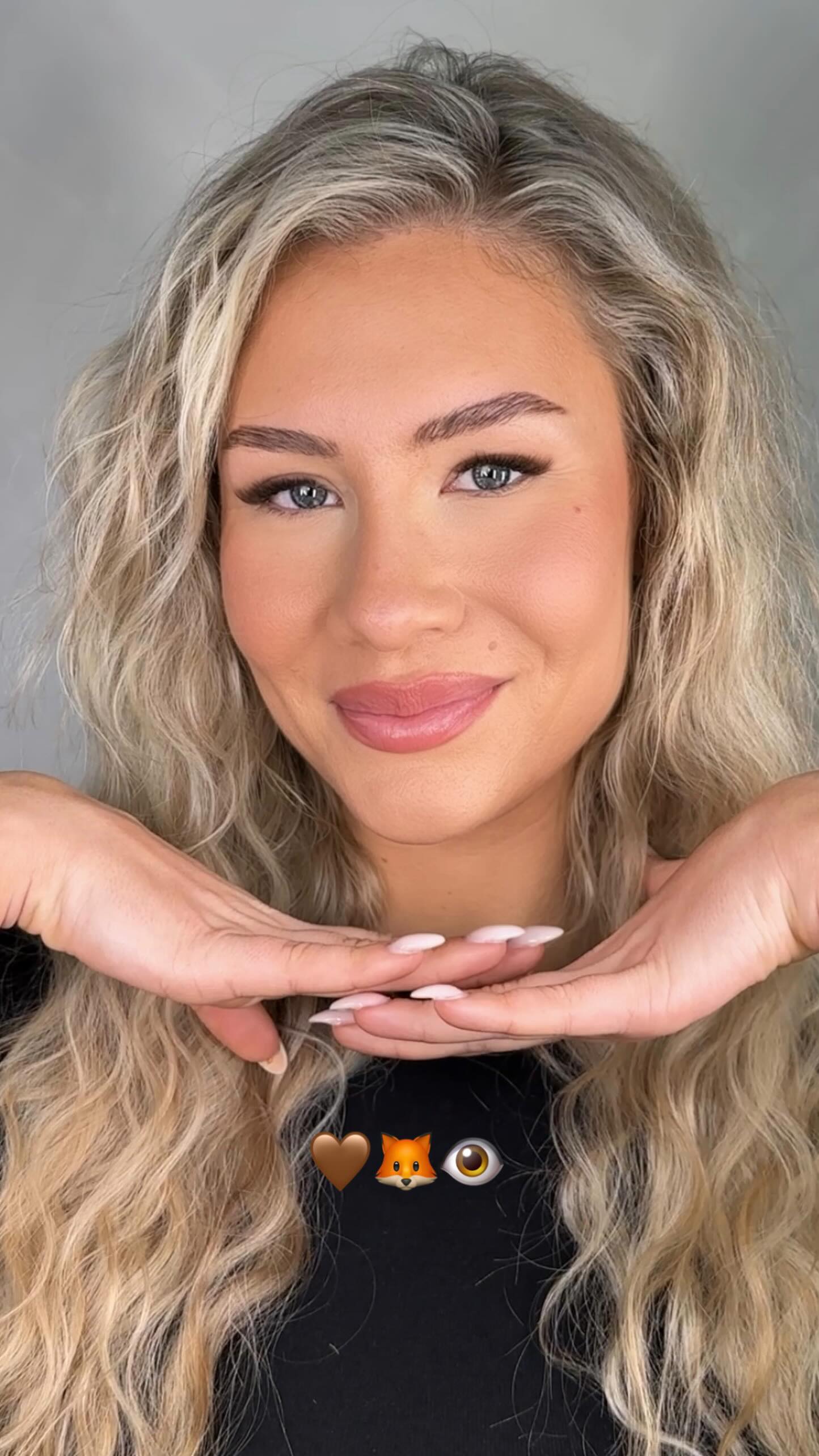 foxeye sets are one of my favourite styles to do! and I absolutely love using browns to create foxeyes too ๐ค
the โsomethingโ our gorgeous girl @elliemay_x forgot was her infillโฆ but she made it and the finished look is ๐ค๐ฝ๐ค๐ฝ *chefs kiss*
the curl I use to create my foxeye sets arenโt your typical L curl and are instead more like an LB, which gives the softer finish on the outer corners, unlike the typical L curl which has a super sharp finish
the perfect LB curl can be extremely hard to find on the marketโฆ so Iโll soon be selling this curl so you guys can re create similar sets as well! keep your eyes peeled ๐ซฃ
however, if youโre interested in ordering some trays right away, drop me a DM ๐คญ
๐๐ฎ๐ป๐๐ถ๐ป๐ด ๐๐ผ ๐น๐ฒ๐ฎ๐ฟ๐ป ๐๐ต๐ถ๐ ๐๐๐๐น๐ฒ? DM to enquire about a foxeye masterclass and Iโll also teach you how you can play around with all the L curl-type lashes ๐ค
#manchesterlashes #lashesmanchester #foxeyemanchester #manchesterfoxeyes #foxeyelashes #brownlashesmanchester #manchesterbeauty