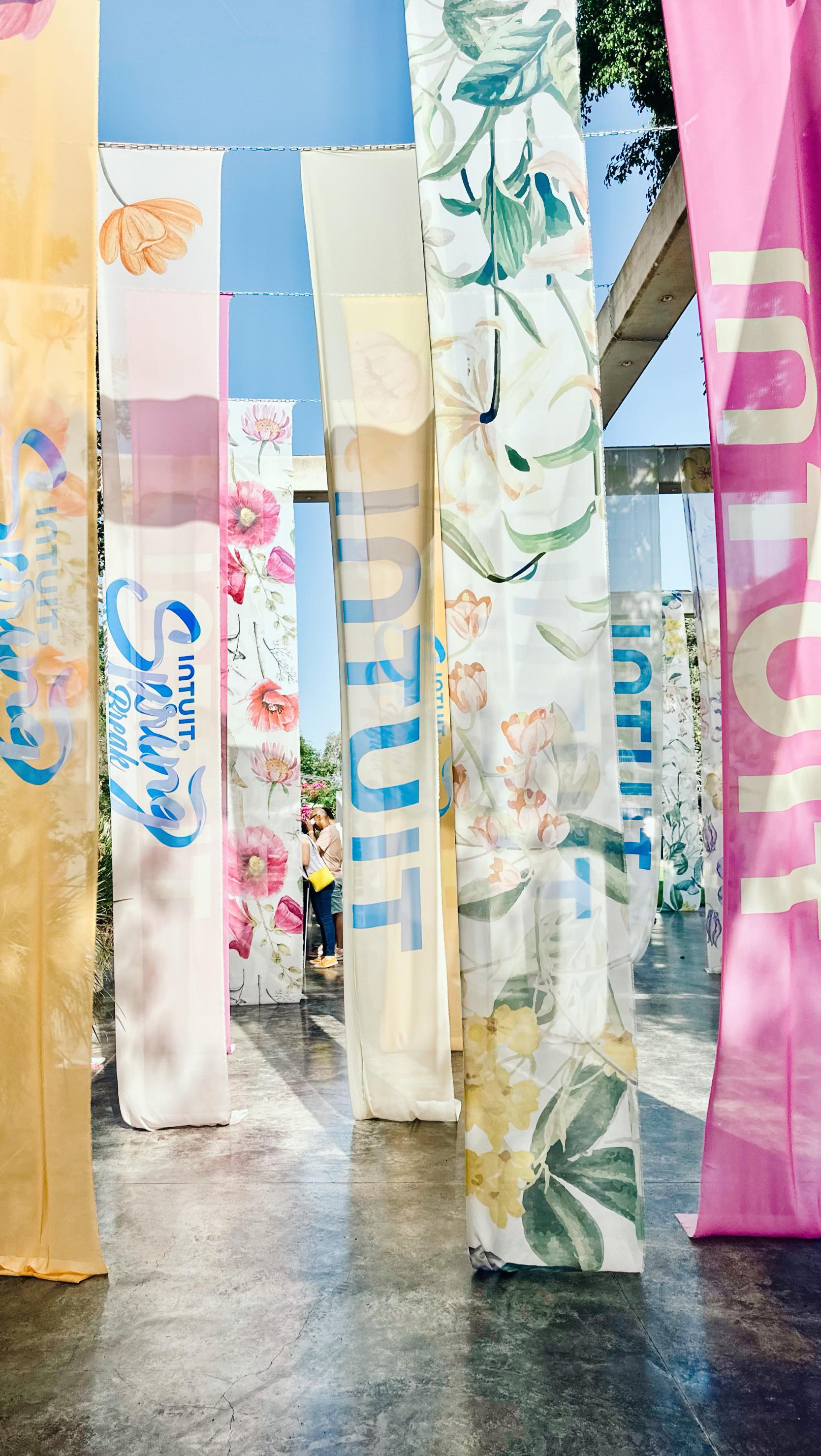 Intuit spring break 🌸🪻🌸🪻
@intuit_israel @intuit
Production: @bardugoevents
@morkassus
Design : @zagoni_goltz