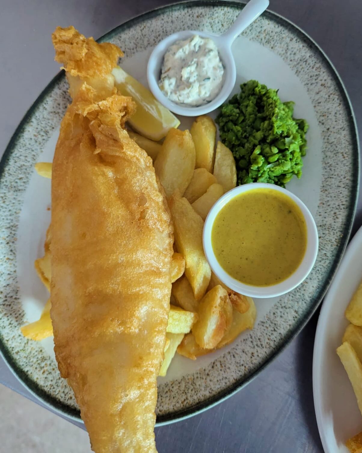 Thank you so much to all of you who came to our FIRST Pop Up of the season @yorkshirelavender! A fantastic turnout and glorious weather! Thank you to all those who have been in touch to say how much they enjoyed the evening and to our suppliers @fowlersofyork for providing the freshest fish and @dalesthechefschoice too!
We are fully booked for our June Tapas Night but we have spaces for our 4th July BBQ event so get in touch to avoid missing out.
#popup #event #alfrescodining #food #chef #caterer #catering #fish #dessert #ryedale