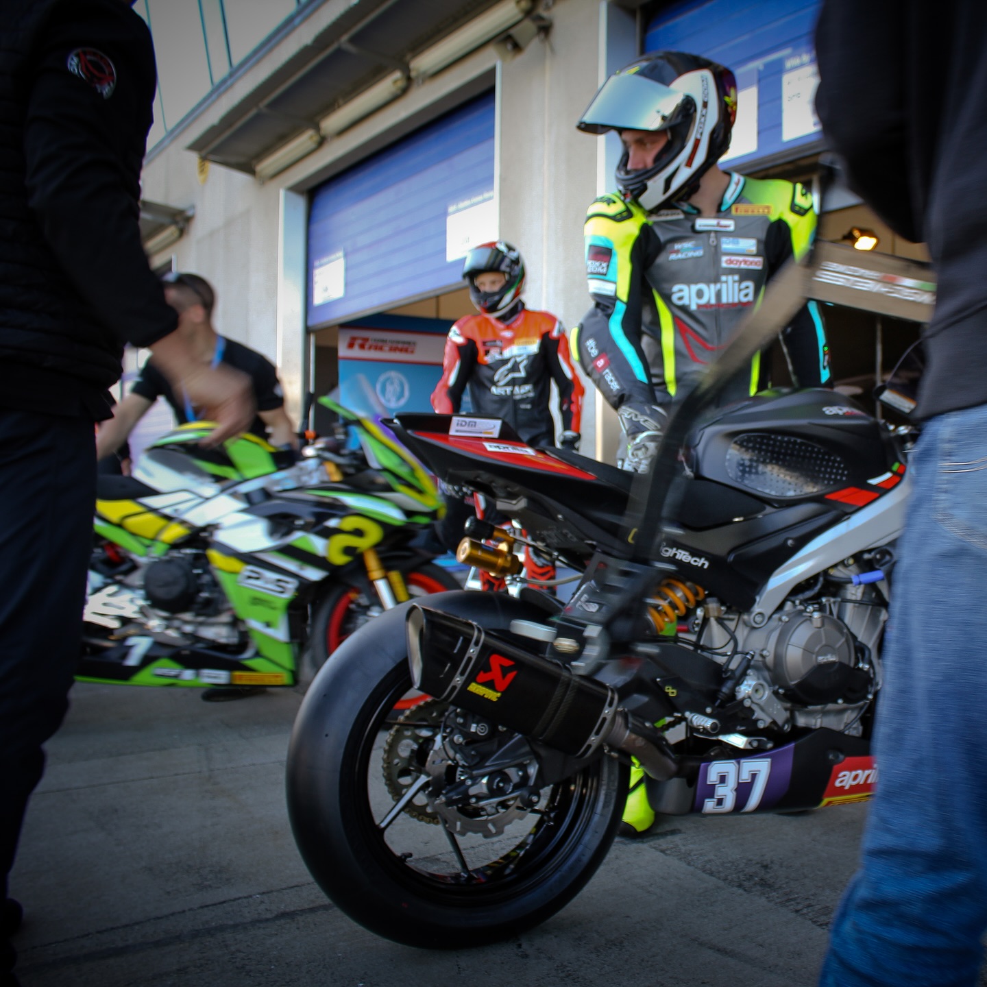 Counting the days until the next race 🏁
.
#idm #idmsportbike #aprilia #apriliars660 #wscneuss #wscneussracing #racefoxx #apriliaracing #sportbike