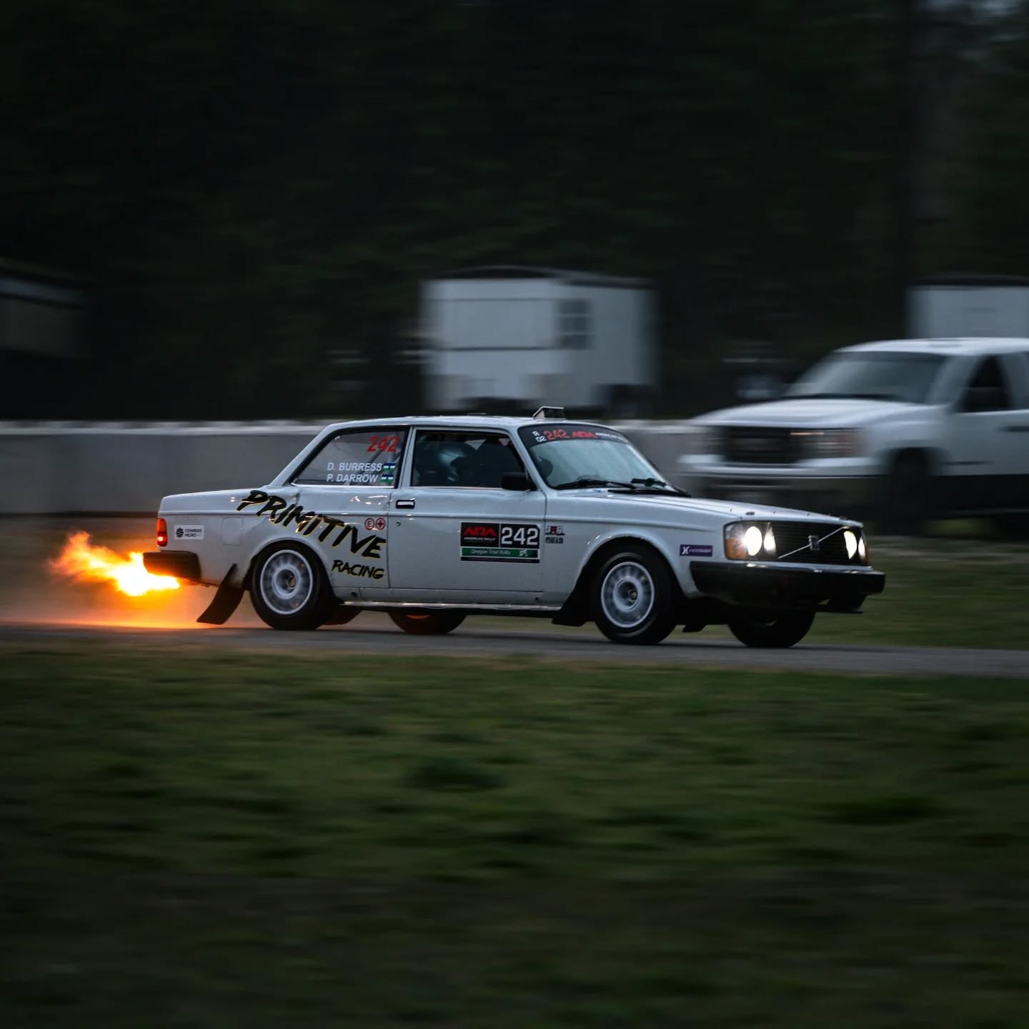 I sure do love some fireballs ๐จ๐ฅ
#OregonTrailRally #OTR25 #RallyCar #AraRally #Volvo #Swedish #Rally #Racing #Fireball #Turbo