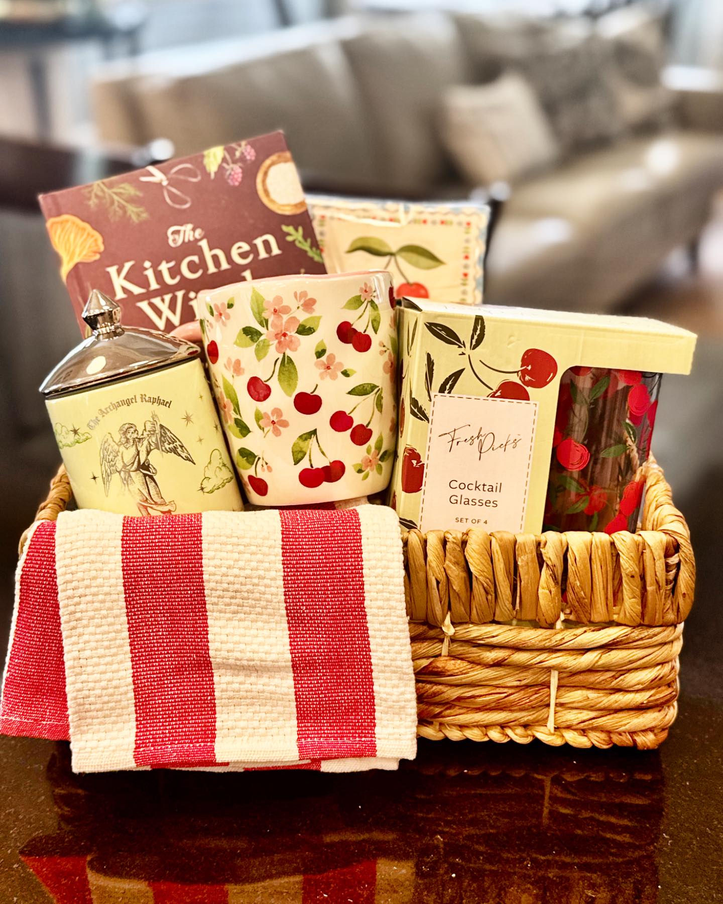 It’s been a week filled with birthdays! My mom, my daughter, and a dear friend I created this gift basket for!
✨
I love creating little gifts that represent my love and connection to someone. In this case, my friend loves the cherry motif, I was so happy to find these little treasures. The gift really didn’t cost much, but the energy of love and connection in it was huge♥️.
#dawnmcconnell #dawnmcconnellinspiredliving #birthdays #birthdayvibes #friendship #love #cherry #giftbasket