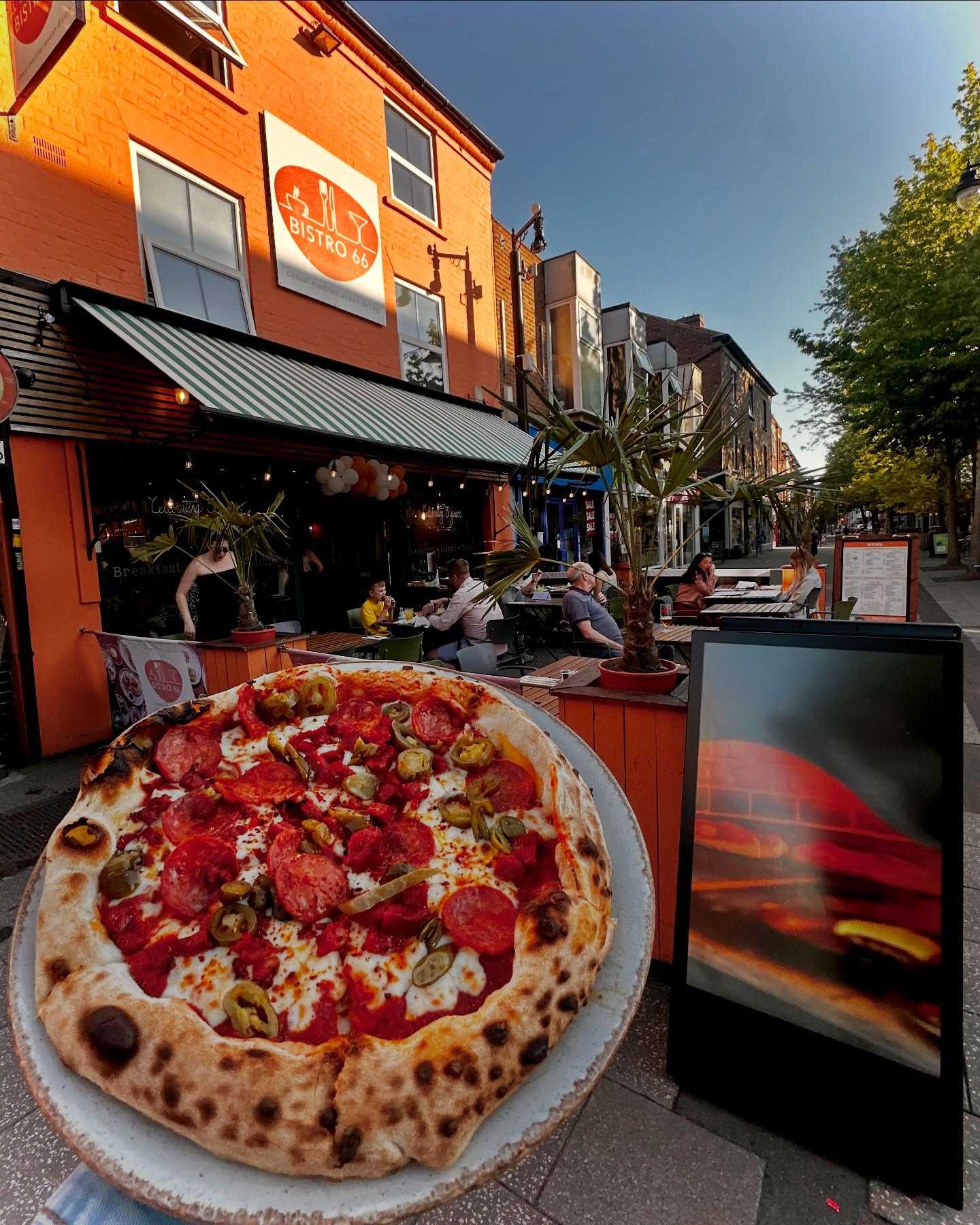 Perfection โค๏ธโ๐ฅ
Did you know our kitchen is now open untill 9:30pm on Fridays & Saturdays โ
#Bistro66Beeston