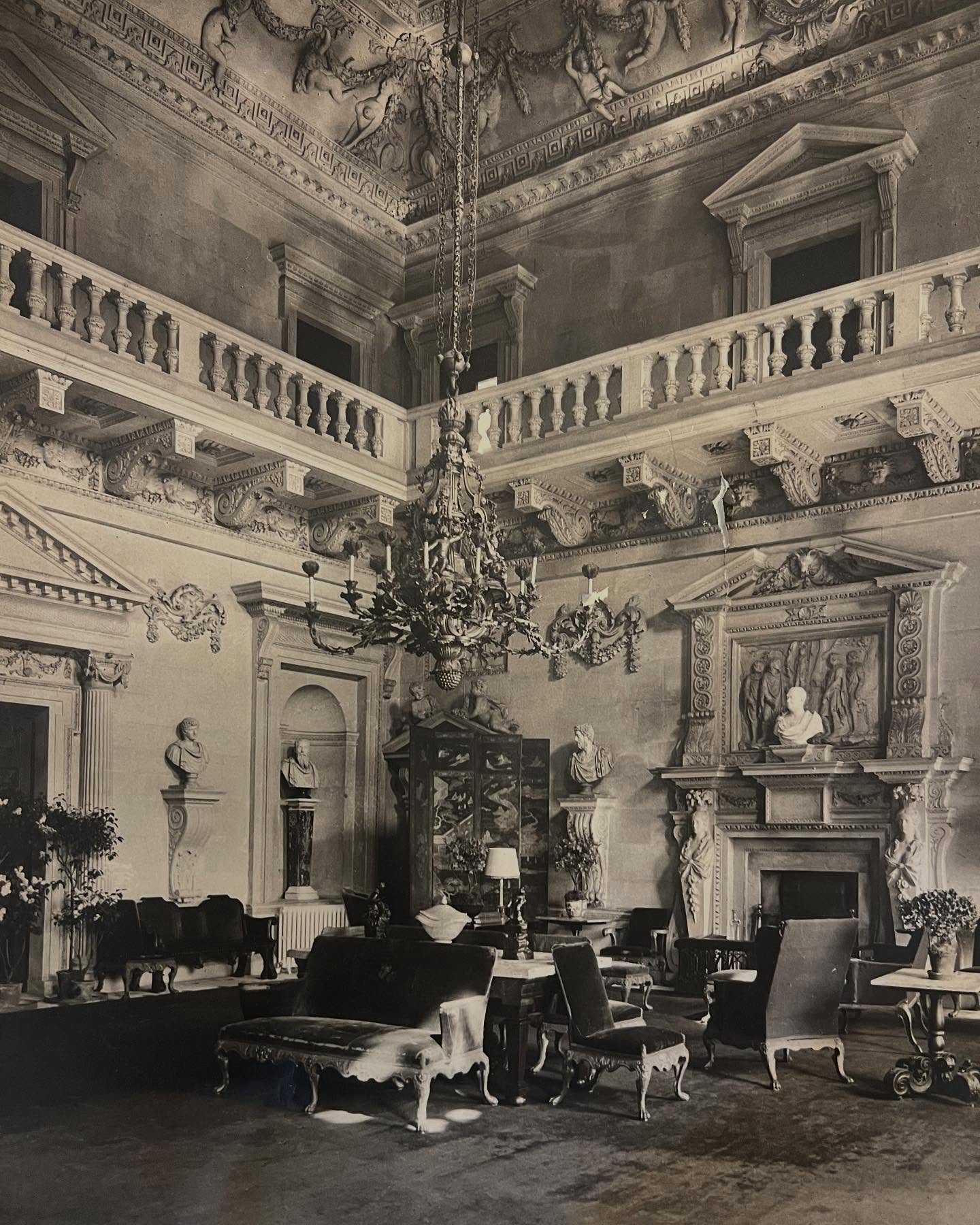 How the Stone Hall looked during David’s grandparents time, and how the Hall looks now, cleared of the furniture and as William Kent first planned it. Which do you prefer?!
.
.
.
.
.
#houghtonhall #williamkent #classical #interiors #historichouses
