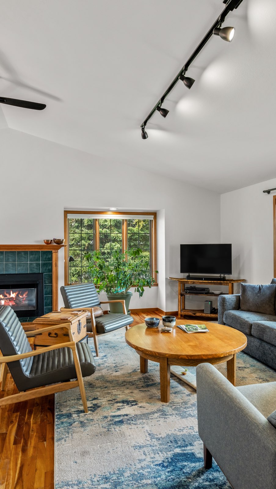 Downtown dreams start here!
663 Amethyst Dr
4 bed ยท 3 bath ยท 2,442 SqFt
Steps from trails, shops, & all things Steamboat ๐ฒ๐๏ธ
Ready to call this dream property home?
๐ View details: HomeForSaleSteamboat.comโจ๐ Letโs connect!
๐๐ก๐ ๐๐จ๐ฒ๐ & ๐๐๐ซ๐๐ง๐ ๐๐ซ๐จ๐ฎ๐ฉ
Steamboat Sothebyโs International Realty
๐ฒ 970-819-3730
SteamboatAgent.com
#sothebysrealty #steamboatsprings #realestate #sothebys #mountainhomes #steamboatrealestate