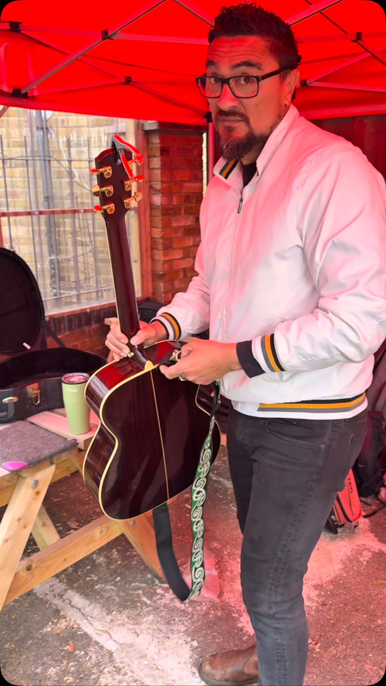 Big thanks to Jasper from Spacific and the Yeasty Boys for putting on an absolutely fantastic kiwi-filled afternoon — Sweet Sounds from the South Pacific at the
Pacific Tavern in London. 🇳🇿🎶💛
We were treated to an epic lineup of Aotearoa talent including:
10:32, Alan Gregg, Arjuna Oakes, Bexy, Blair Jollins, CHAII, Heavy Chest, Jayson Norris, KLOOS, Kylie Price, On The Pa, and Sophia Brown — plus DJs Myele Manzanza and Willy Delphia keeping the vibes high.
The Yeasty Boys kept us refreshed with their brilliant brews 🍻 and the classic Kiwi mince & cheese pies from the Pacific Tavern hit the spot 🥧🇳🇿
A personal highlight? Watching our very own Long White Cloud Books governor, writer/author and singer/songwriter Jayson Norris back on stage after a 12-month break. It was such a privilege to be there, share our books, make a few sales, and soak in the sweet Aotearoa sounds.
Thanks again Jasper — we had a fantastic afternoon, our cup is full! 🙌
Here’s a little clip of Jayson doing what he does best. Enjoy! 🎸✨
#SweetSoundsFromTheSouthPacific #KiwiMusic #LongWhiteCloudBooks #jaysonnorrismusic #YeastyBoys #Spacific #NZMusic #SupportLocalTalent