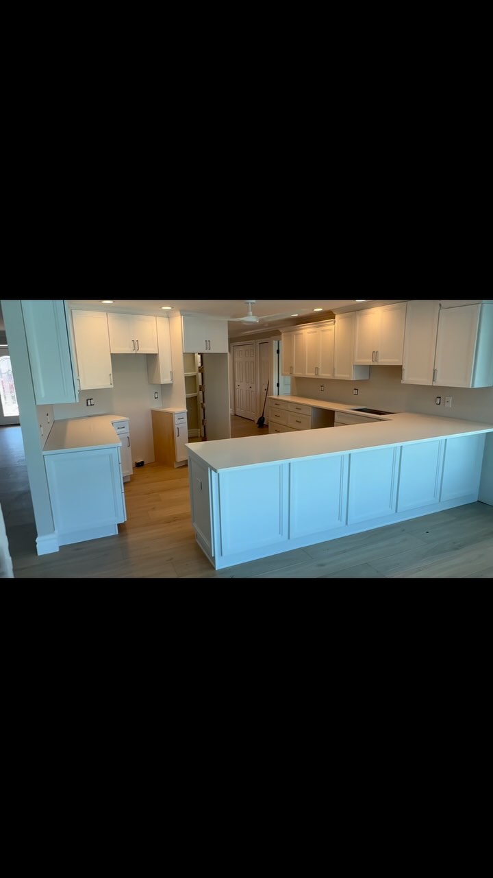 We Turn Your
DREAMS
Into Reality
(813) 391-0764
#QuartzCountertops #KitchenRemodel #ElegantMarbleAndGranite #QuartzDesign #StoneExperts #HomeInspo #ModernKitchen #CustomCountertops #QuartzKitchen #TampaStoneExperts #KitchenUpgrade #ElegantDesignCorp #DreamKitchen