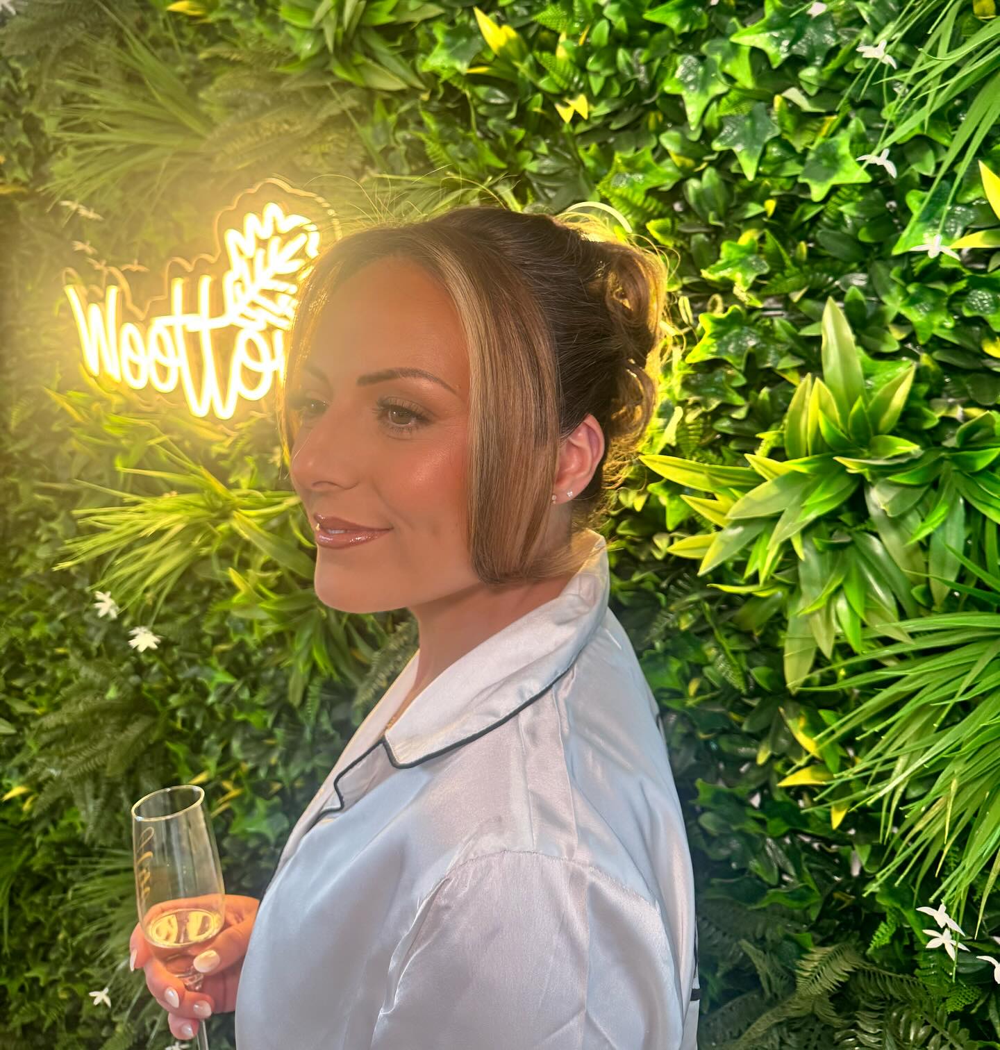 Beautiful wedding hair by Amber this morning.
For any wedding enquires, please send us a message or call us on 0121 744 4557