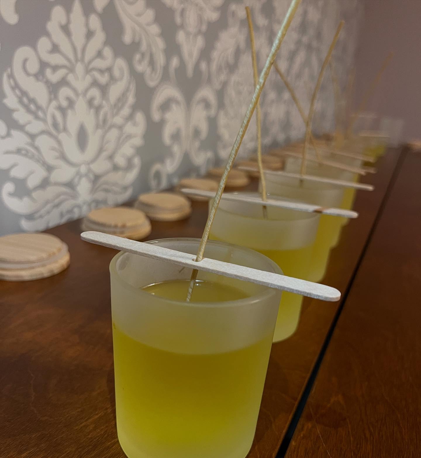 Available scents for these 100% tallow candles include: lavender citrus, forest trail, unscented. Do you have a favourite scent you want to see made into candles? Comment below! ⬇️ #tallow #tallowcandle #beeftallow #grassfedtallow #grassfinishedbeef #local #portalberni #vancouverisland #smallbusiness #spaday #treatyourself