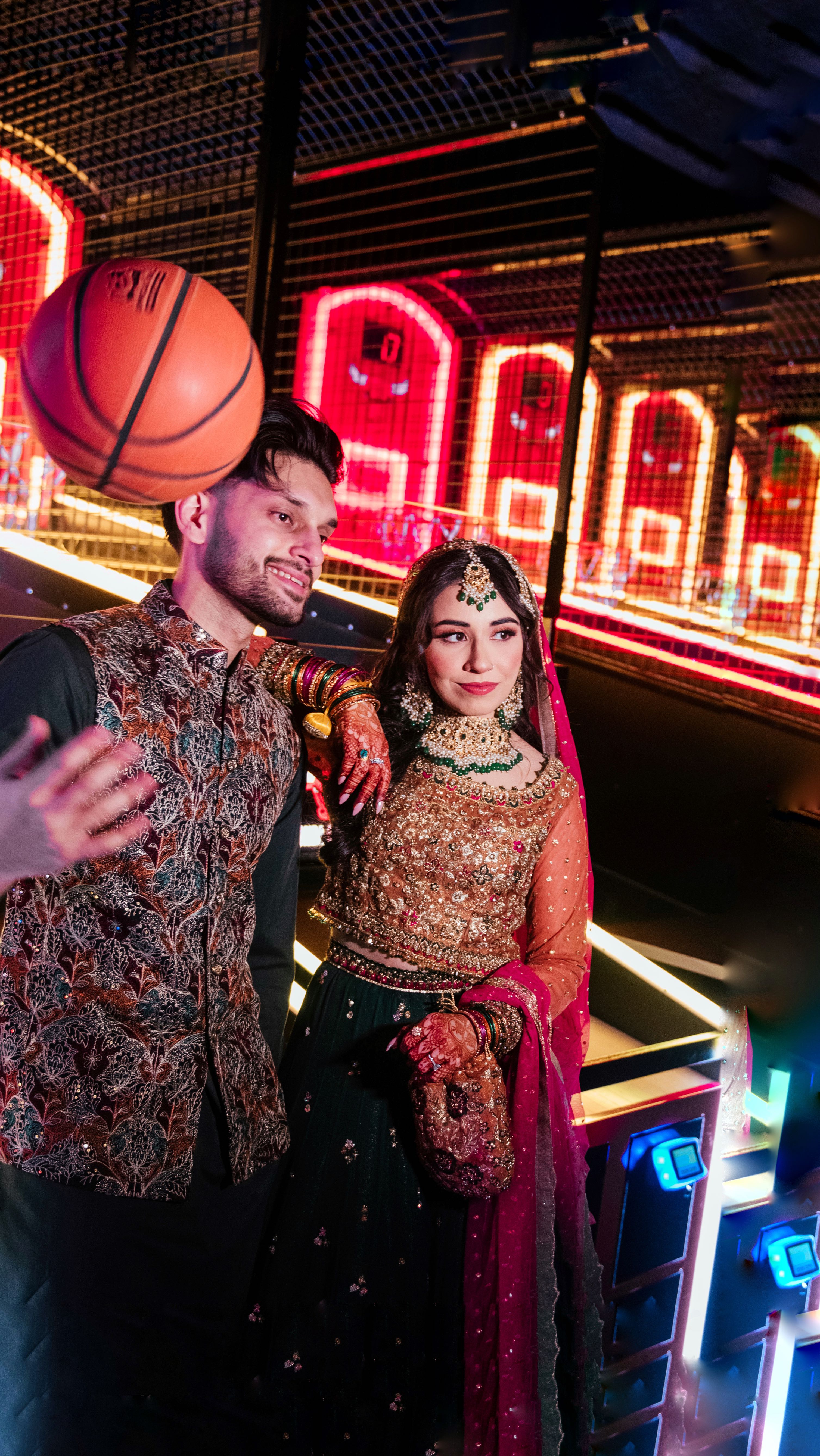dare i say, we ate with these. would you do this?
The Vendor Team:
The Bride & Groom: @wardaabidi_ & @syedabidi_
The Photographer: @rameenawanphotography
The Videographer: @isfilms.co
The Content Creator: @amaraeverywhere @thenoornarratives
The MUA: @makeupbymehwish
The DJ: @tahoorsidd
.
.
.
.
.
.
#2025bride #2026bride #chicagophotographer #destinationweddingphotographer #chicagoweddingphotographer #weddingphotographer #filmphotographer #cinematicphotography #luxuryweddingphotographer #mehndi #southasianbride #rameenawanphotography #pakistanibride