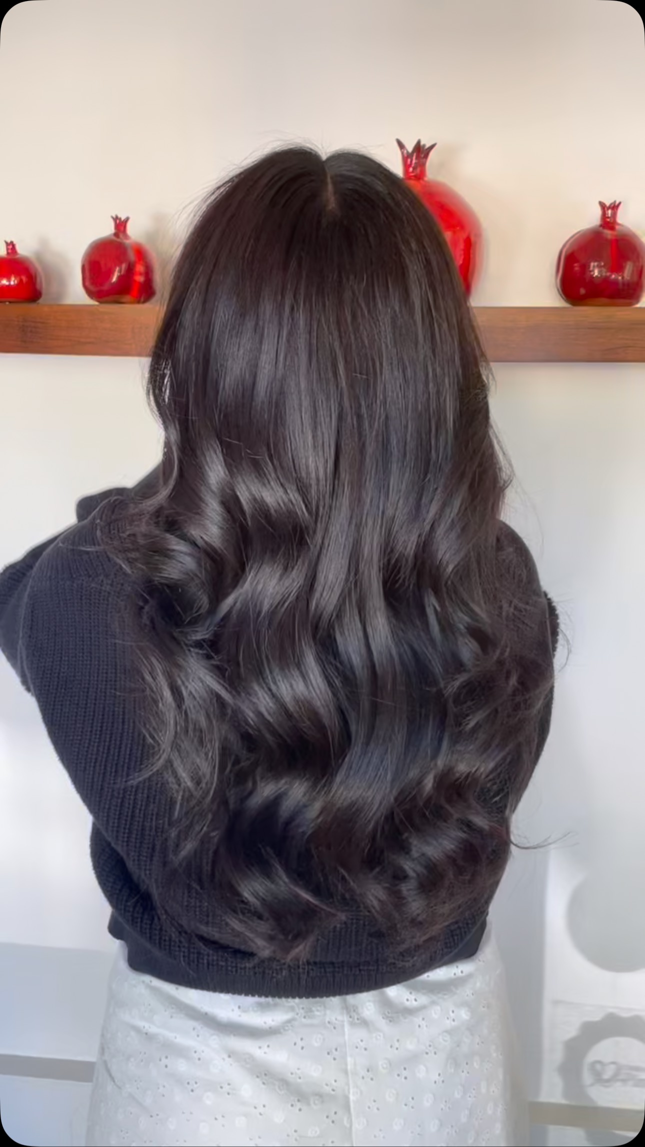 Maritza makes beautiful hair! This all over rich color refreshed and revived this amazing hair! #pomsalon #longdarkhair @maritzas_beautylux