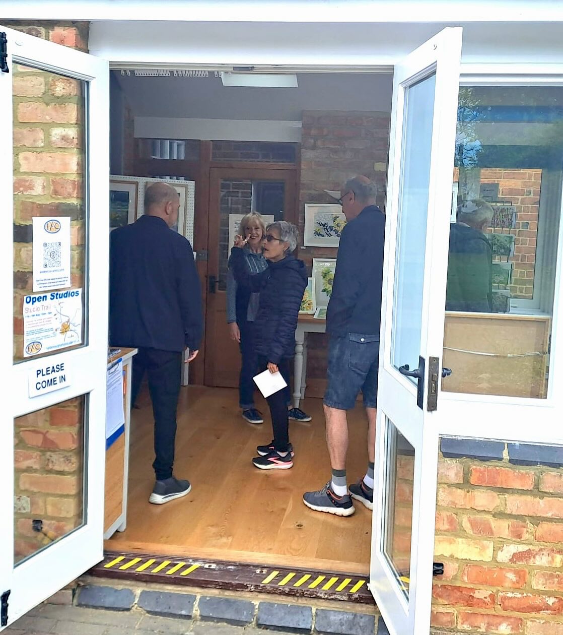 Open Studios Day 2. Lovely to chat to so many visitors. Open till 5pm today-do come along #harboroughartistscluster #openstudios