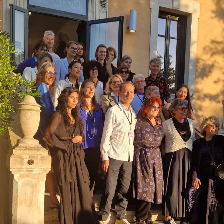 C'etait hier!
Vernissage de l’exposition 𝐄𝐍𝐆𝐀𝐆𝐄́𝐄𝐒 à @fondationvilladatris du 17 mai au 2 novembre 2025, à L’Isle-sur-la-Sorgue.
Magnifique exposition!
@galeriedix9 #fondationvilladatris #villadatris #art #exposition #engagees #sculpture #artcontemporain #islesurlasorgue #exposition2025 #vision #engagement #feminisme #oeuvre #artiste