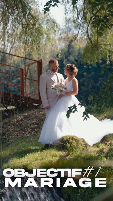 Voici la première vidéo d’une longue série je l’espère !
Ces dernières semaines, j’ai travaillé dur à rassembler tous les conseils et infos que j’avais pu dispenser aux mariés que j’ai rencontré et accompagné au cours de ma modeste expérience de prestataire de mariage. 💍
Je me suis mis à la place d’un futur marié et me suis demandé : Comment je ferai pour choisir mon prestataire de mariage ? Comment lui faire confiance ? Où trouver les bons conseils ?
C’est dans cette optique que je vais réaliser cette série de vidéo ! J’espère qu’elle atteindra sa cible et que l’algorithme d’Instagram fera son travail correctement 🤞🏼
Dites moi ce que vous en pensez en commentaire, et suivez moi pour plus de conseils. Et surtout n’oublier pas de partager la vidéo afin de me donner un coup de pouce 🙏🏼
#mariage #wedding #weddingday #futumariés #weddingfilm